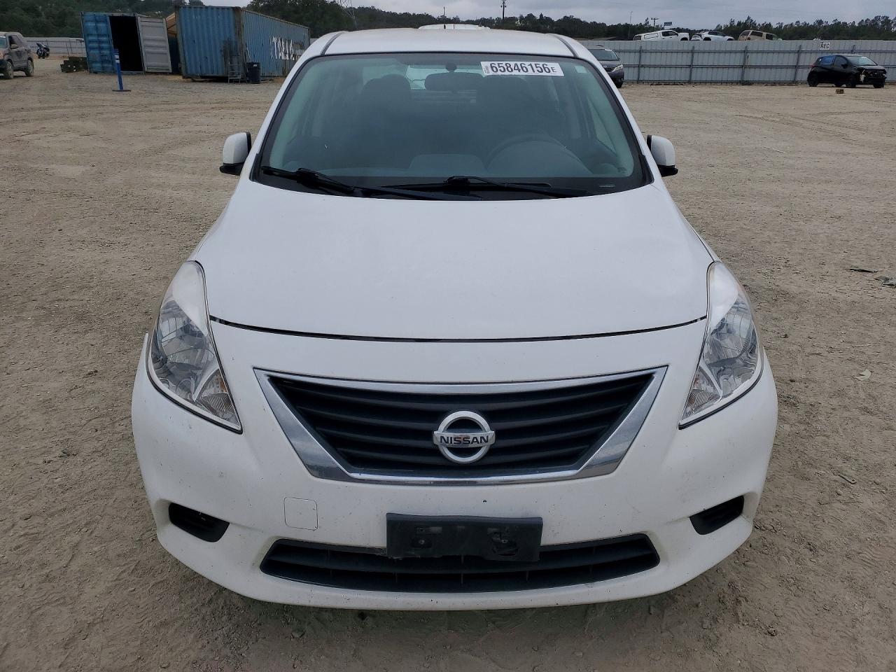 2013 Nissan Versa 1.6 S White vin: 3N1CN7AP8DL871811