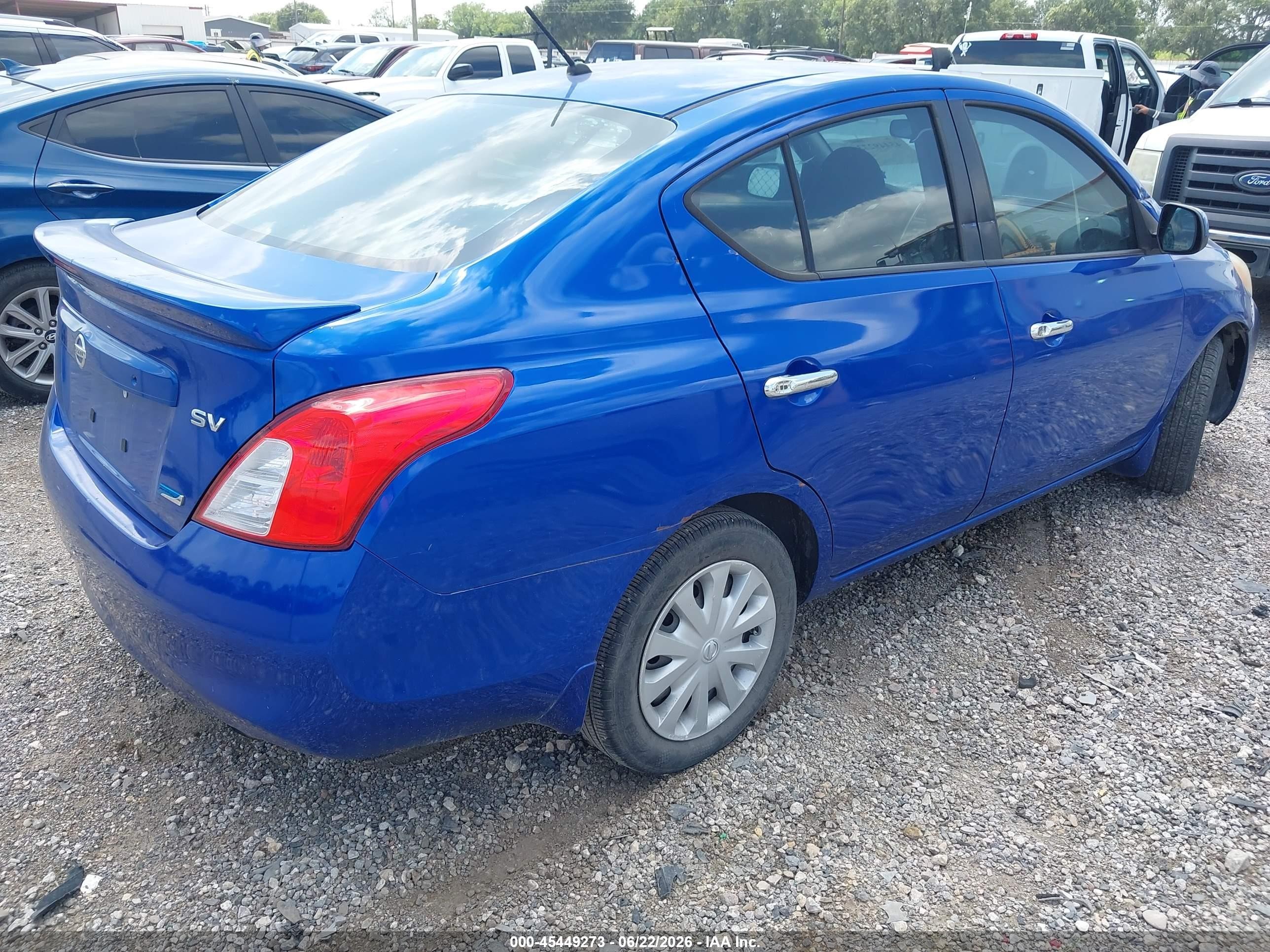 2013 Nissan Versa 1.6 Sv Blue vin: 3N1CN7AP8DL871940