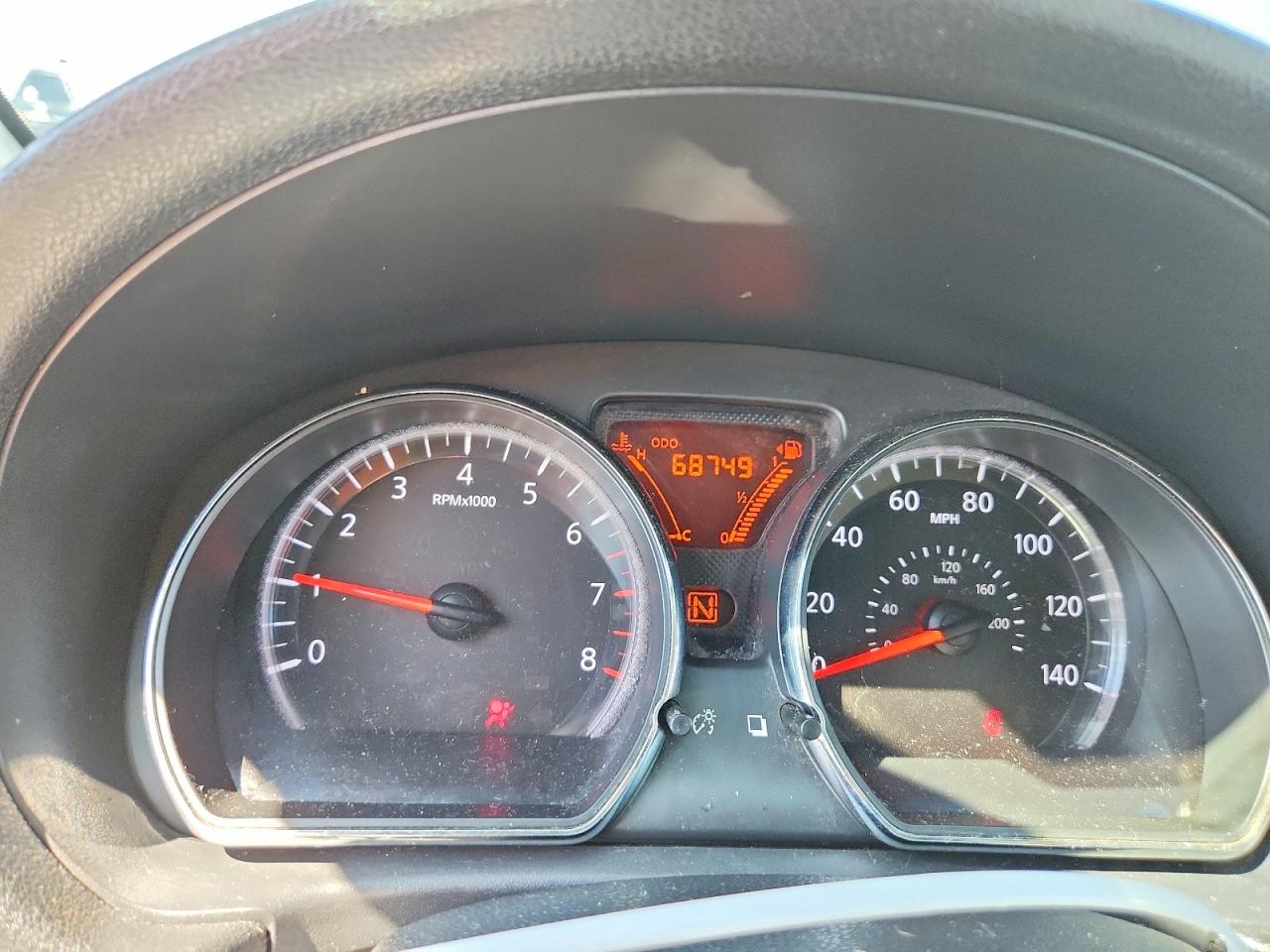 2013 Nissan Versa 1.6 S Silver vin: 3N1CN7AP8DL874773