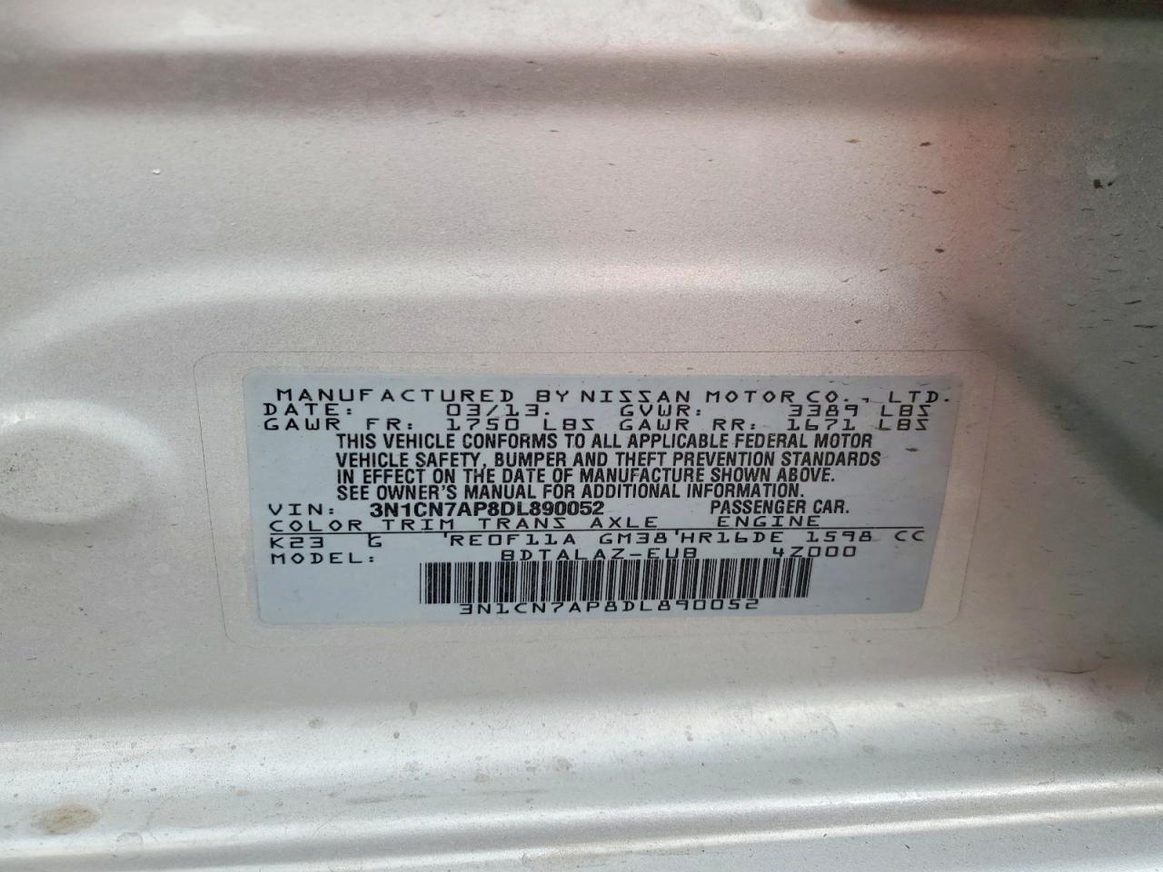 2013 Nissan Versa 1.6 S Silver vin: 3N1CN7AP8DL890052