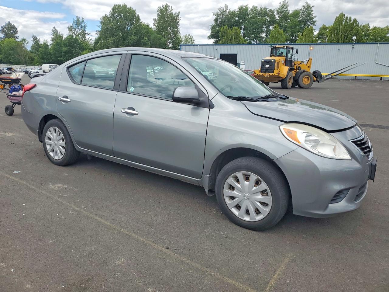 2013 Nissan Versa 1.6 S Gray vin: 3N1CN7AP8DL891864