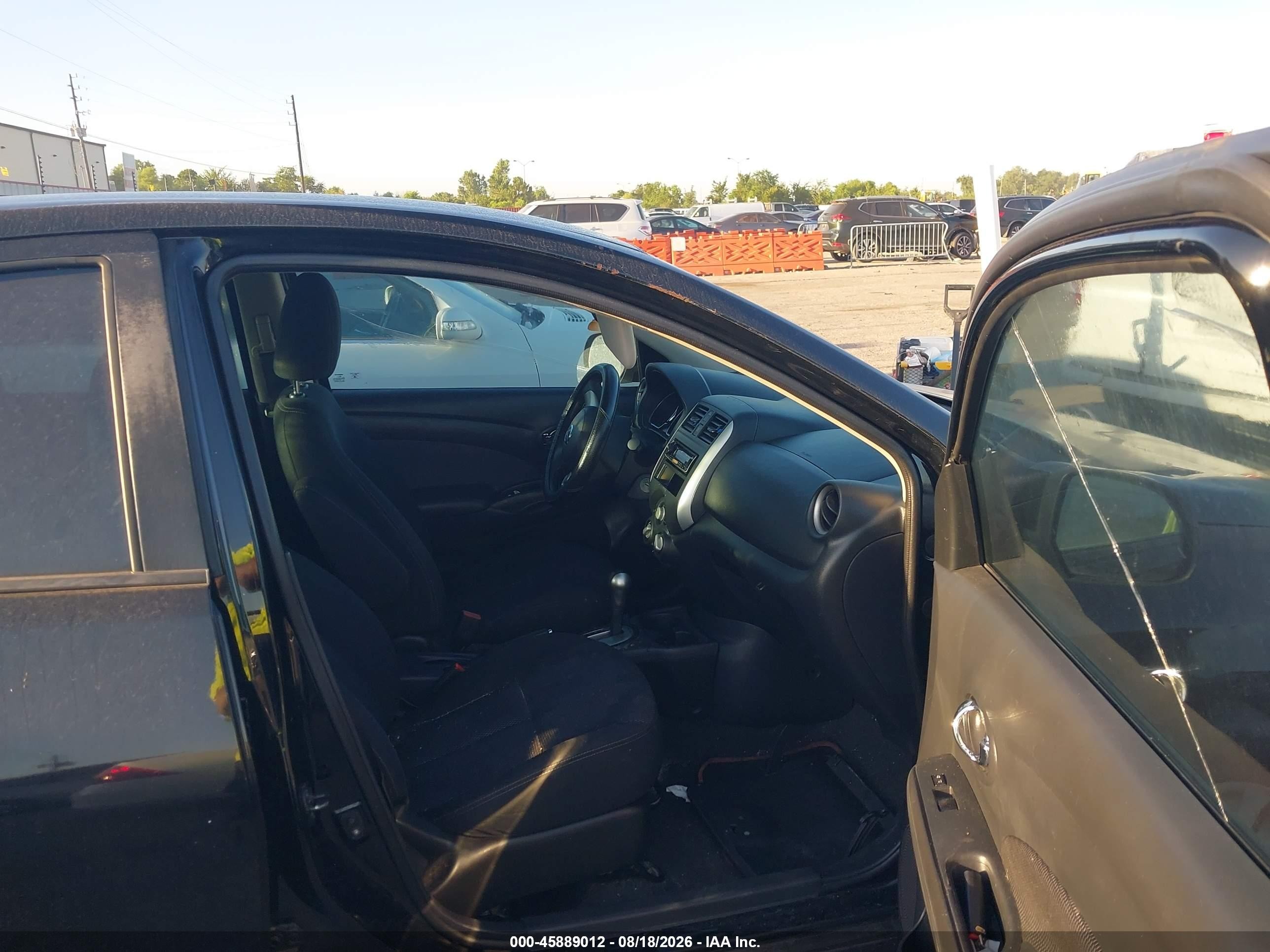2014 Nissan Versa 1.6 Sv Черный vin: 3N1CN7AP8EK456981