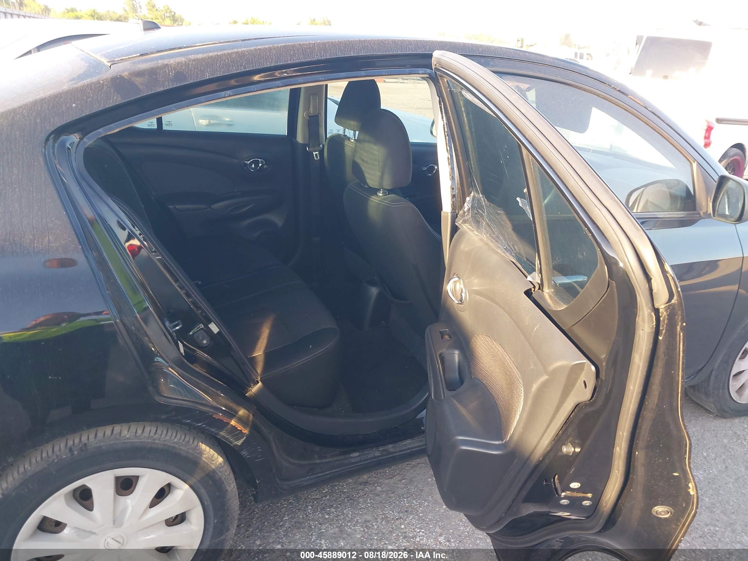 2014 Nissan Versa 1.6 Sv Черный vin: 3N1CN7AP8EK456981