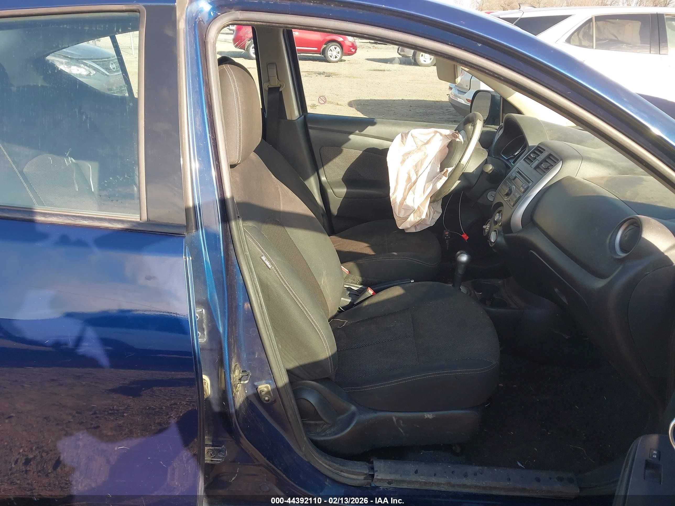 2014 Nissan Versa 1.6 Sv Синий vin: 3N1CN7AP8EL801615