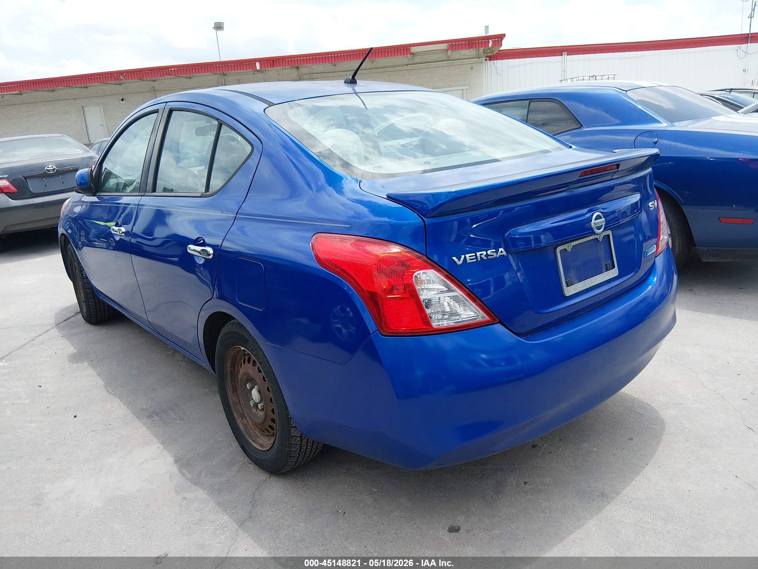 2014 Nissan Versa 1.6 Sv Blue vin: 3N1CN7AP8EL806197