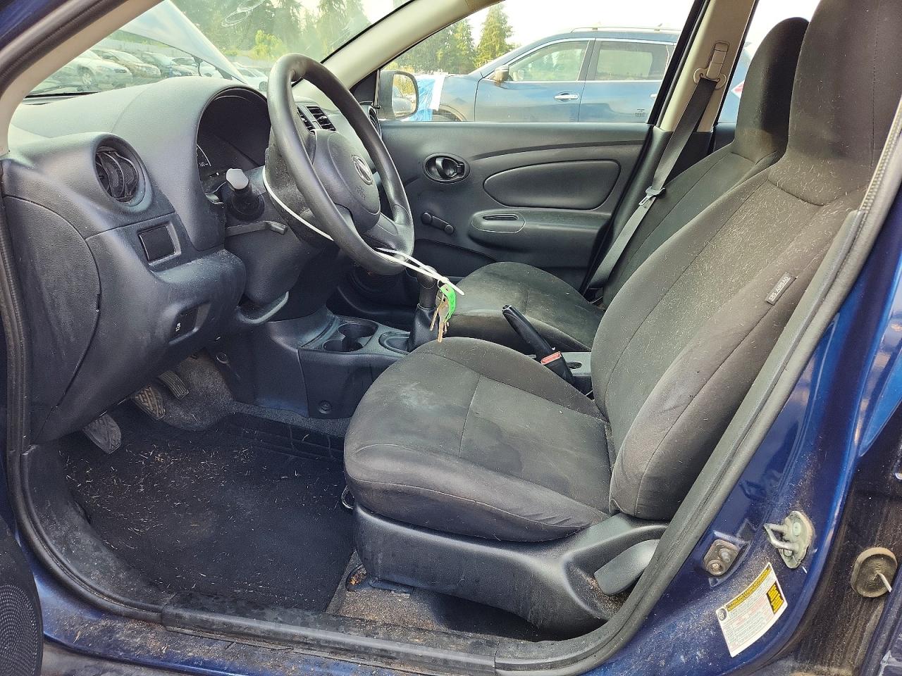 2014 Nissan Versa 1.6 S Blue vin: 3N1CN7AP8EL821816