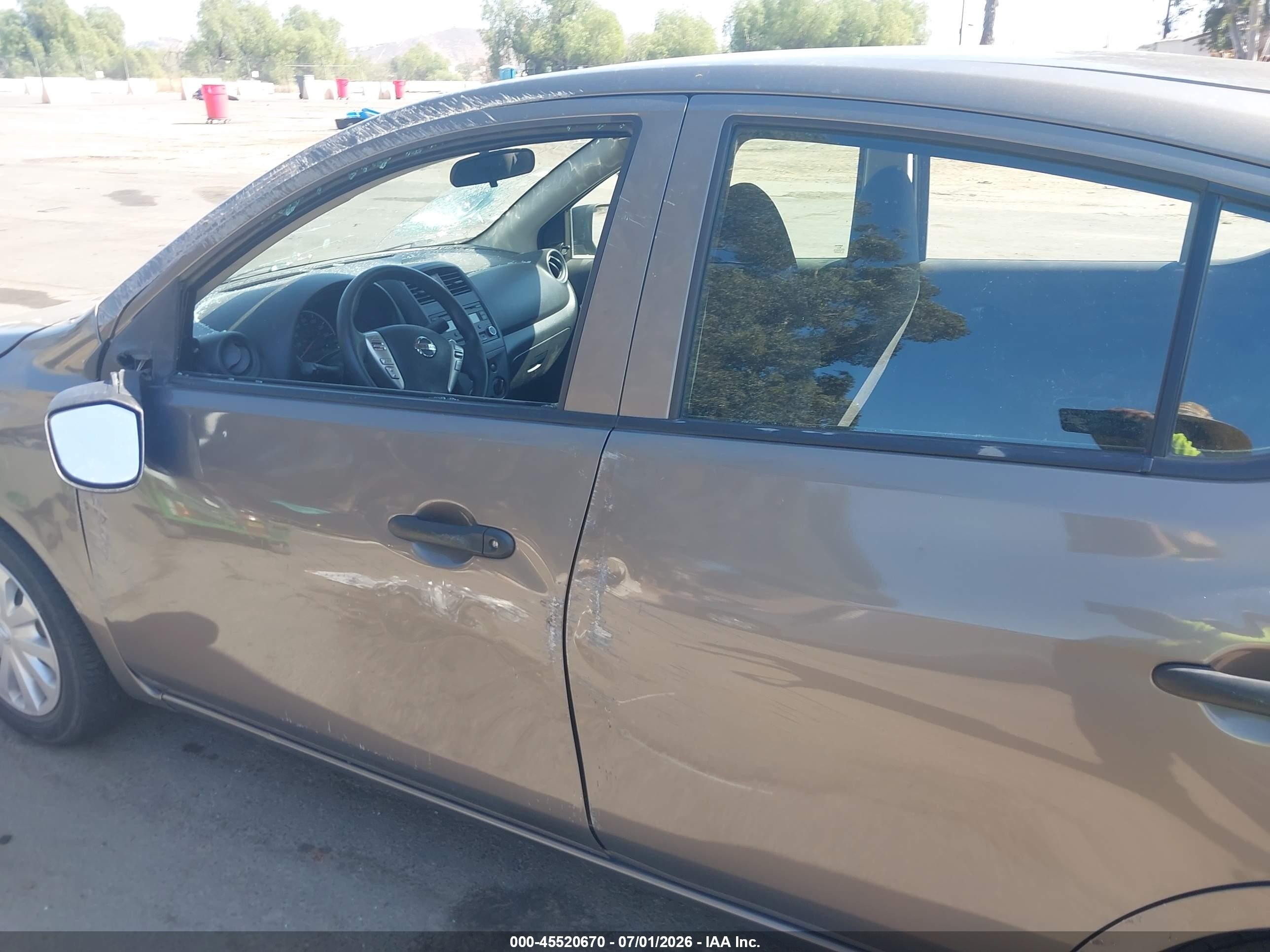 2015 Nissan Versa 1.6 S+ Gray vin: 3N1CN7AP8FL803754