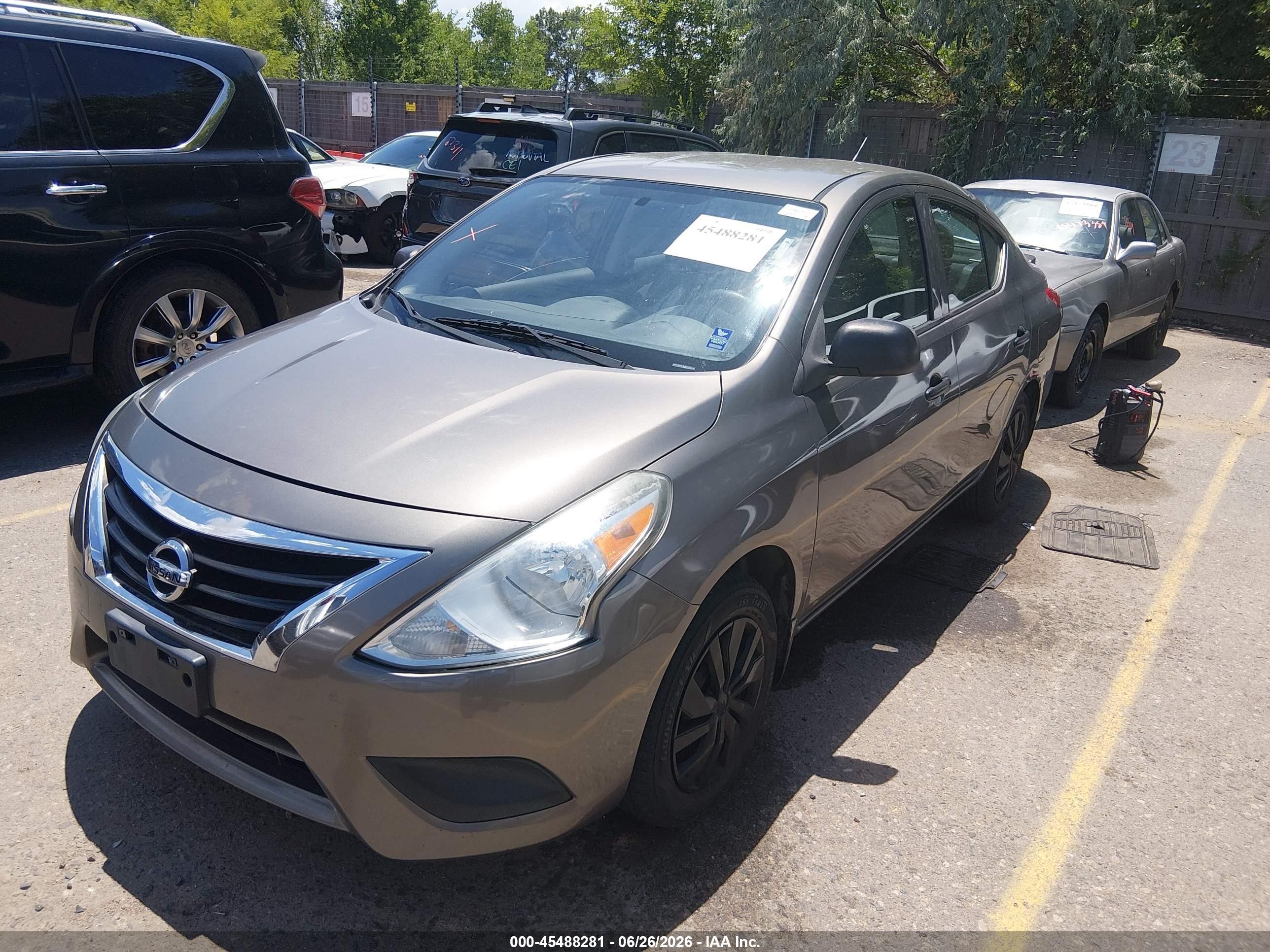 2015 Nissan Versa 1.6 S+ Gray vin: 3N1CN7AP8FL812681