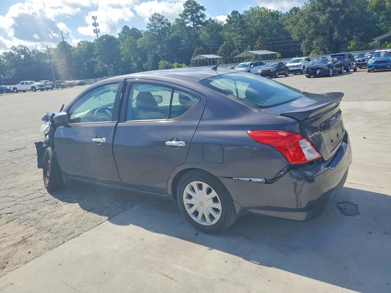2015 Nissan Versa 1.6 Sv Gray vin: 3N1CN7AP8FL833899