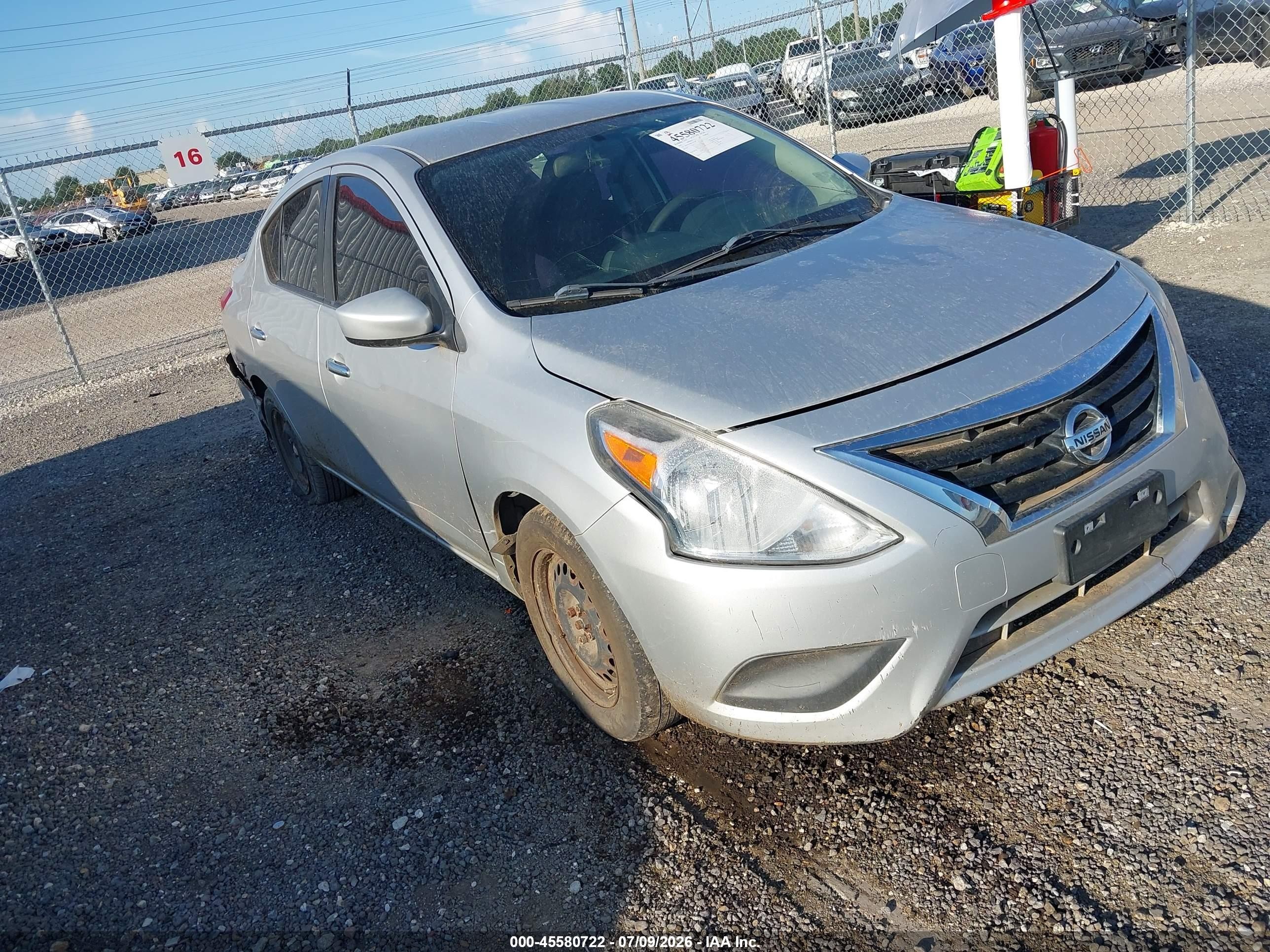 2015 Nissan Versa 1.6 Sv Silver vin: 3N1CN7AP8FL837449