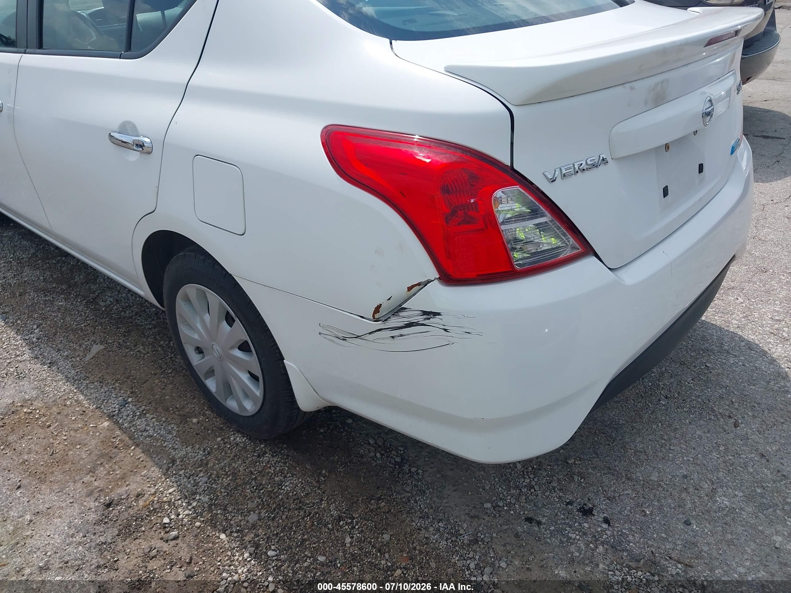 2015 Nissan Versa 1.6 Sv White vin: 3N1CN7AP8FL866367