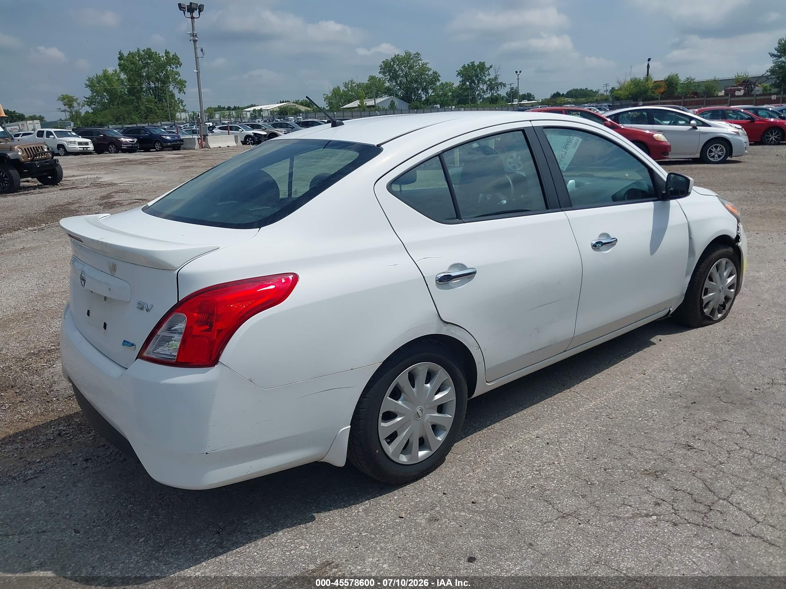 2015 Nissan Versa 1.6 Sv White vin: 3N1CN7AP8FL866367
