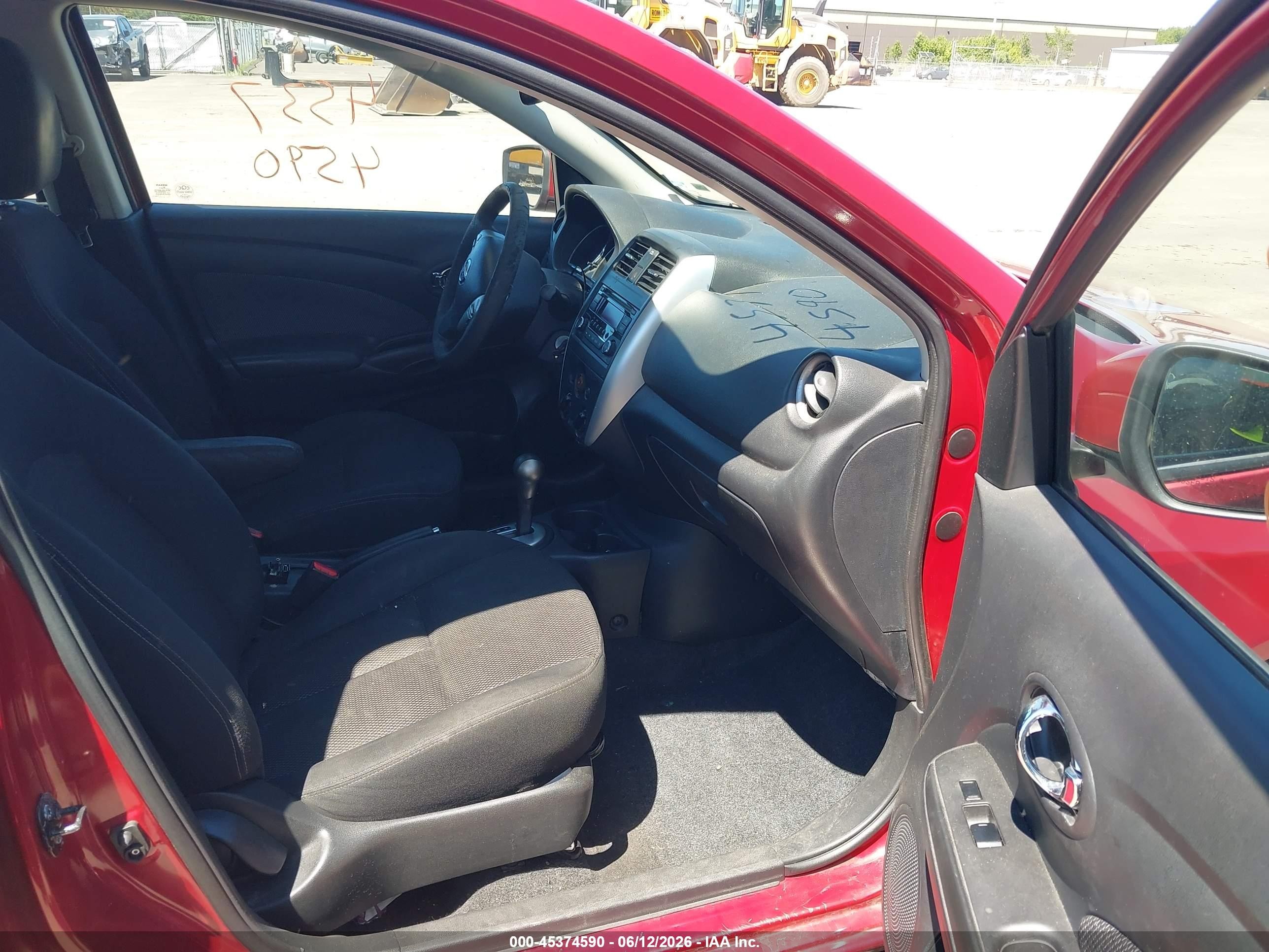 2015 Nissan Versa 1.6 Sv Red vin: 3N1CN7AP8FL867308