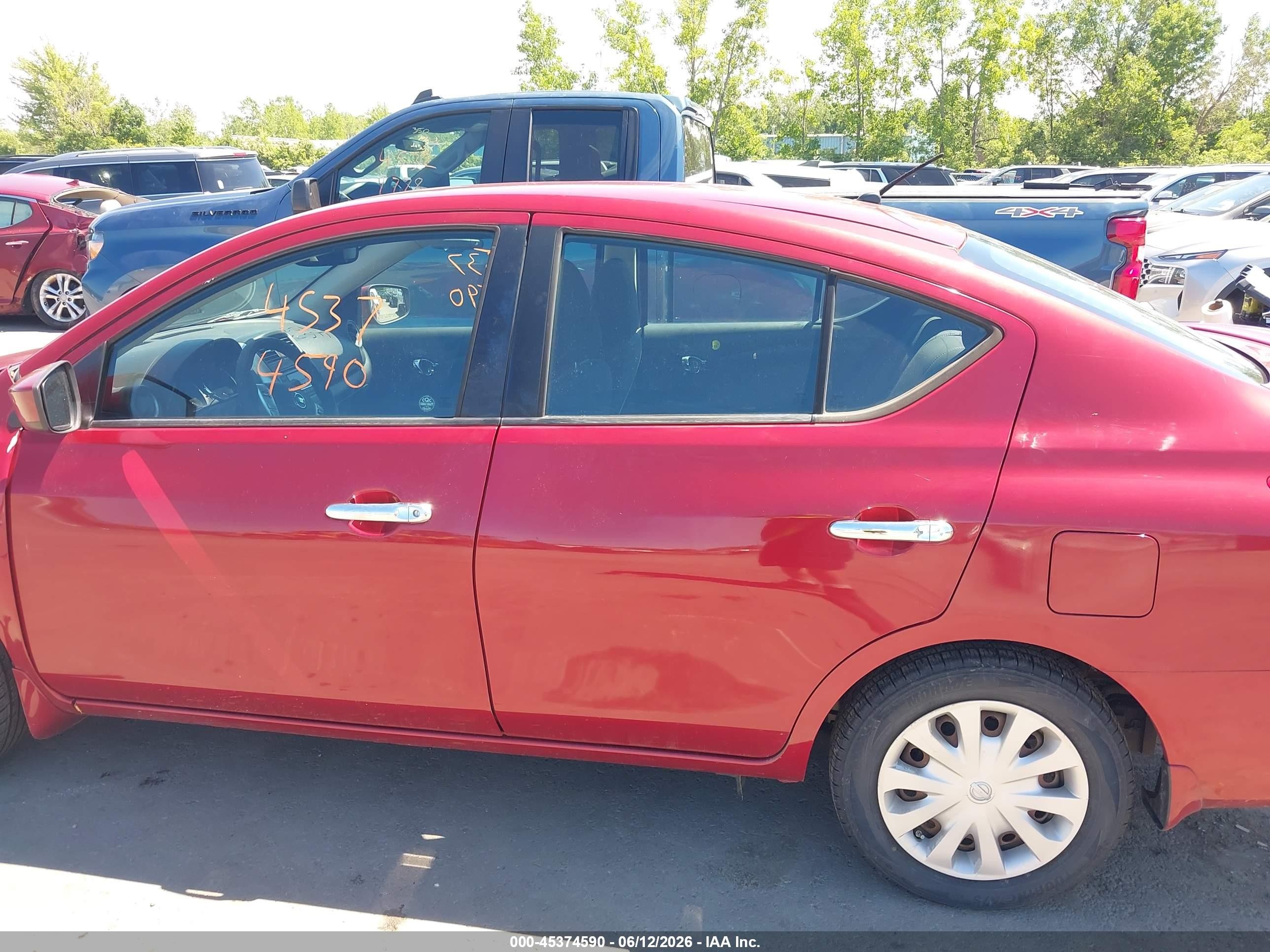 2015 Nissan Versa 1.6 Sv Red vin: 3N1CN7AP8FL867308