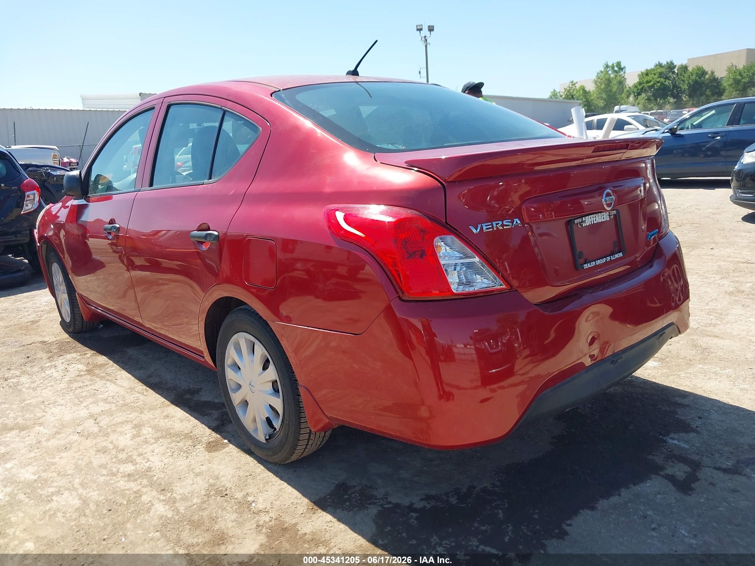 2015 Nissan Versa 1.6 S+ Red vin: 3N1CN7AP8FL898400