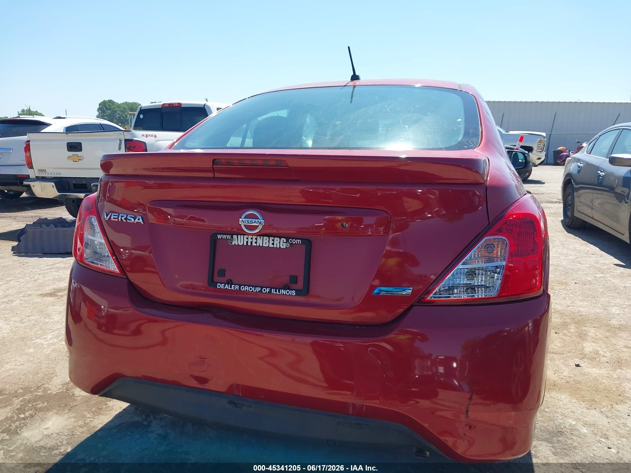 2015 Nissan Versa 1.6 S+ Red vin: 3N1CN7AP8FL898400