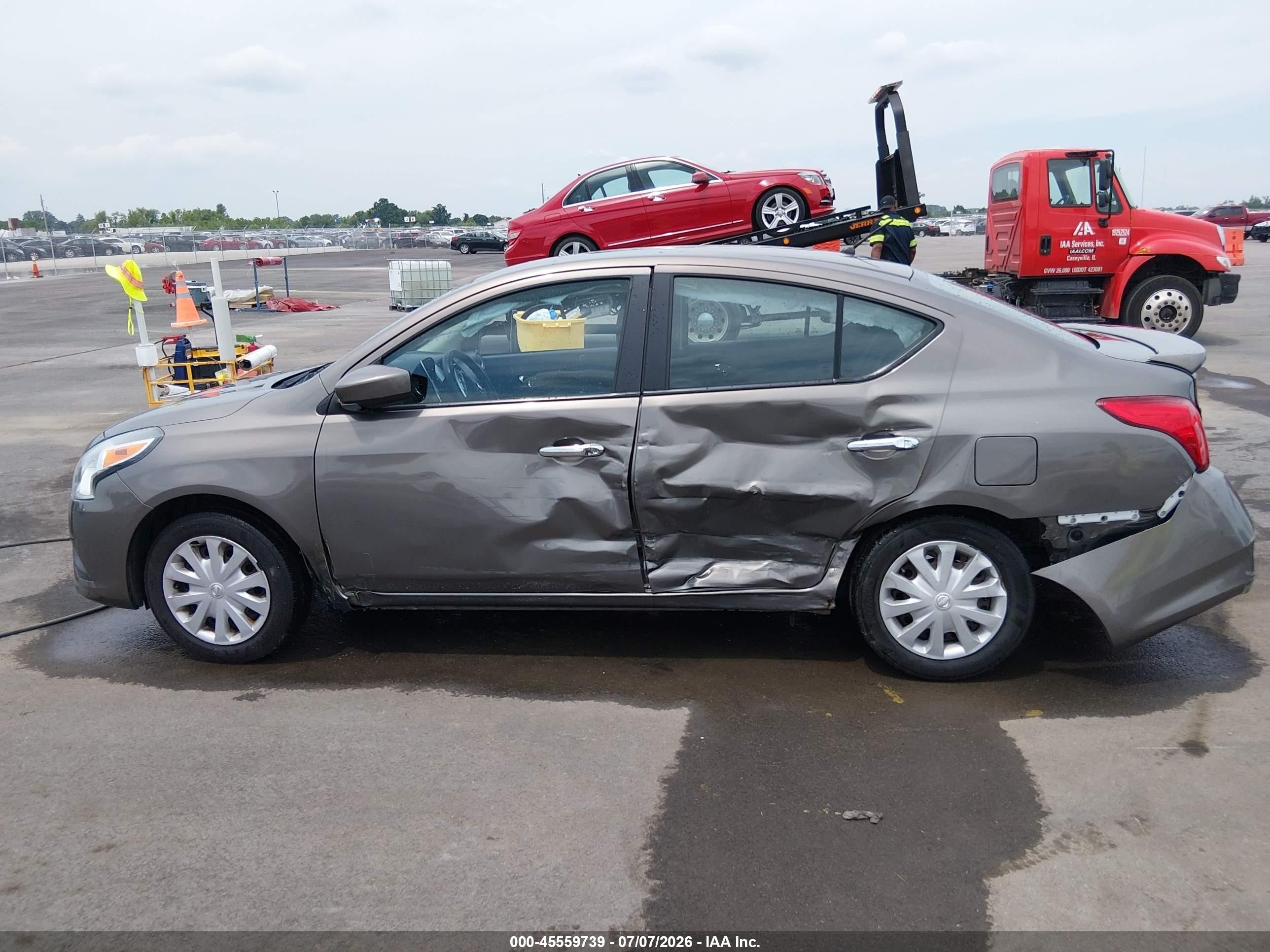 2015 Nissan Versa 1.6 Sv Gray vin: 3N1CN7AP8FL901540