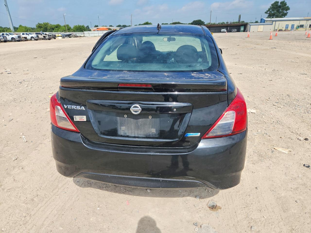 2015 Nissan Versa 1.6 S Plus Black vin: 3N1CN7AP8FL945814