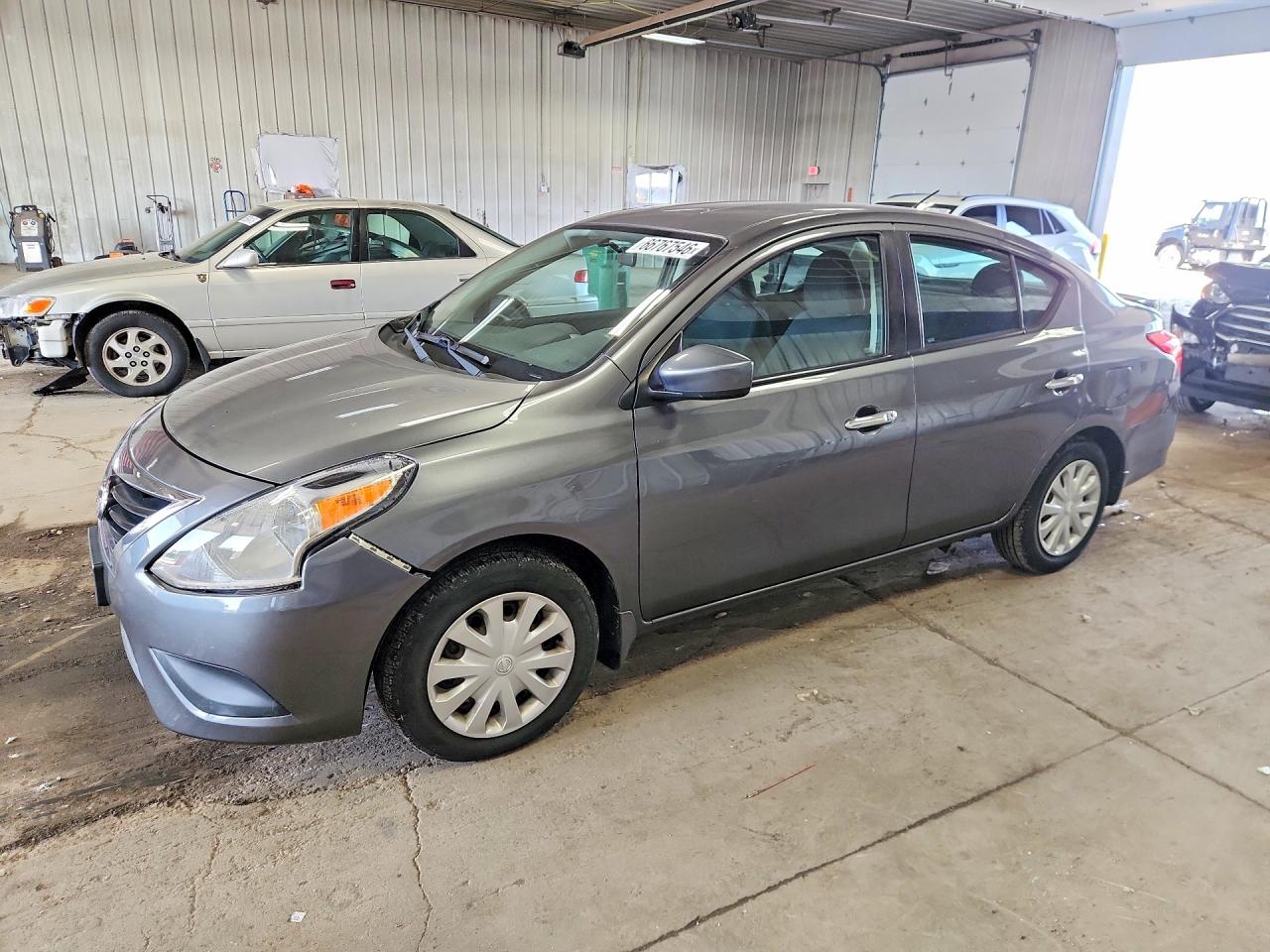 2018 Nissan Versa Sv Gray vin: 3N1CN7AP8JL867284
