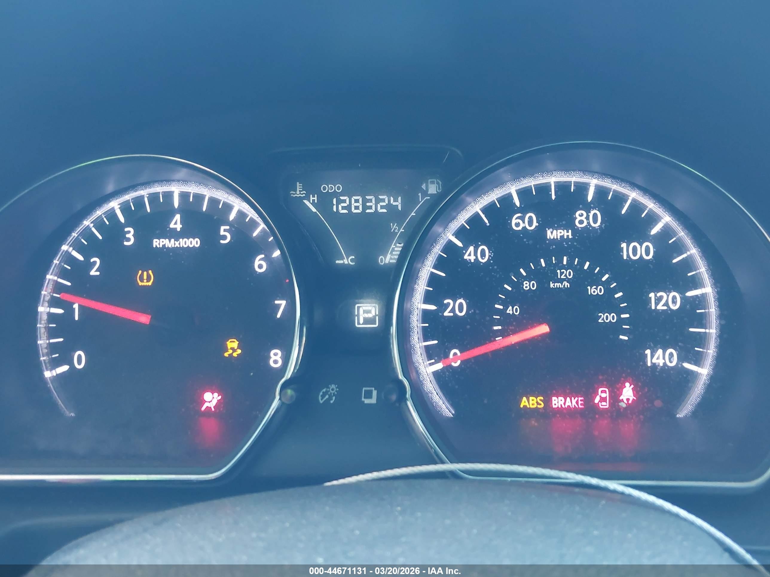 2019 Nissan Versa 1.6 Sv Красный vin: 3N1CN7AP8KL873040