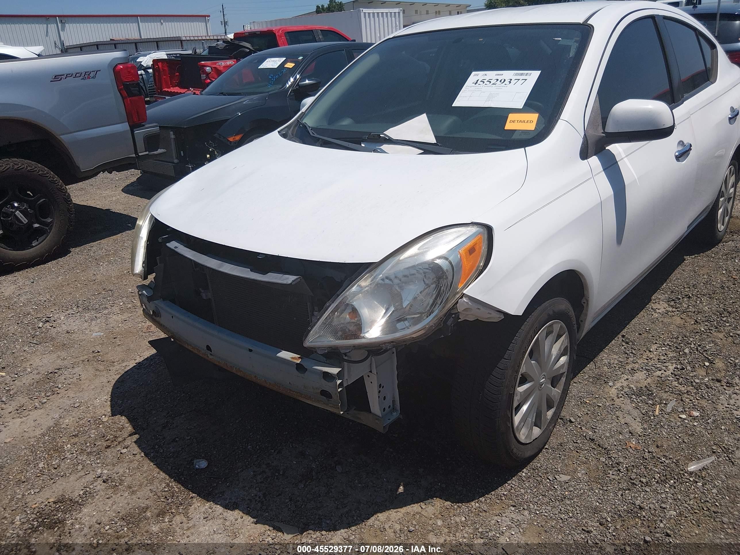 2012 Nissan Versa 1.6 Sv Белый vin: 3N1CN7AP9CL804942