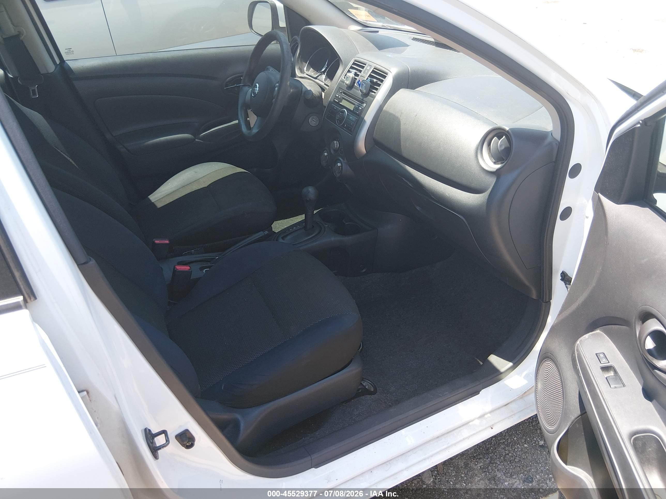 2012 Nissan Versa 1.6 Sv Белый vin: 3N1CN7AP9CL804942