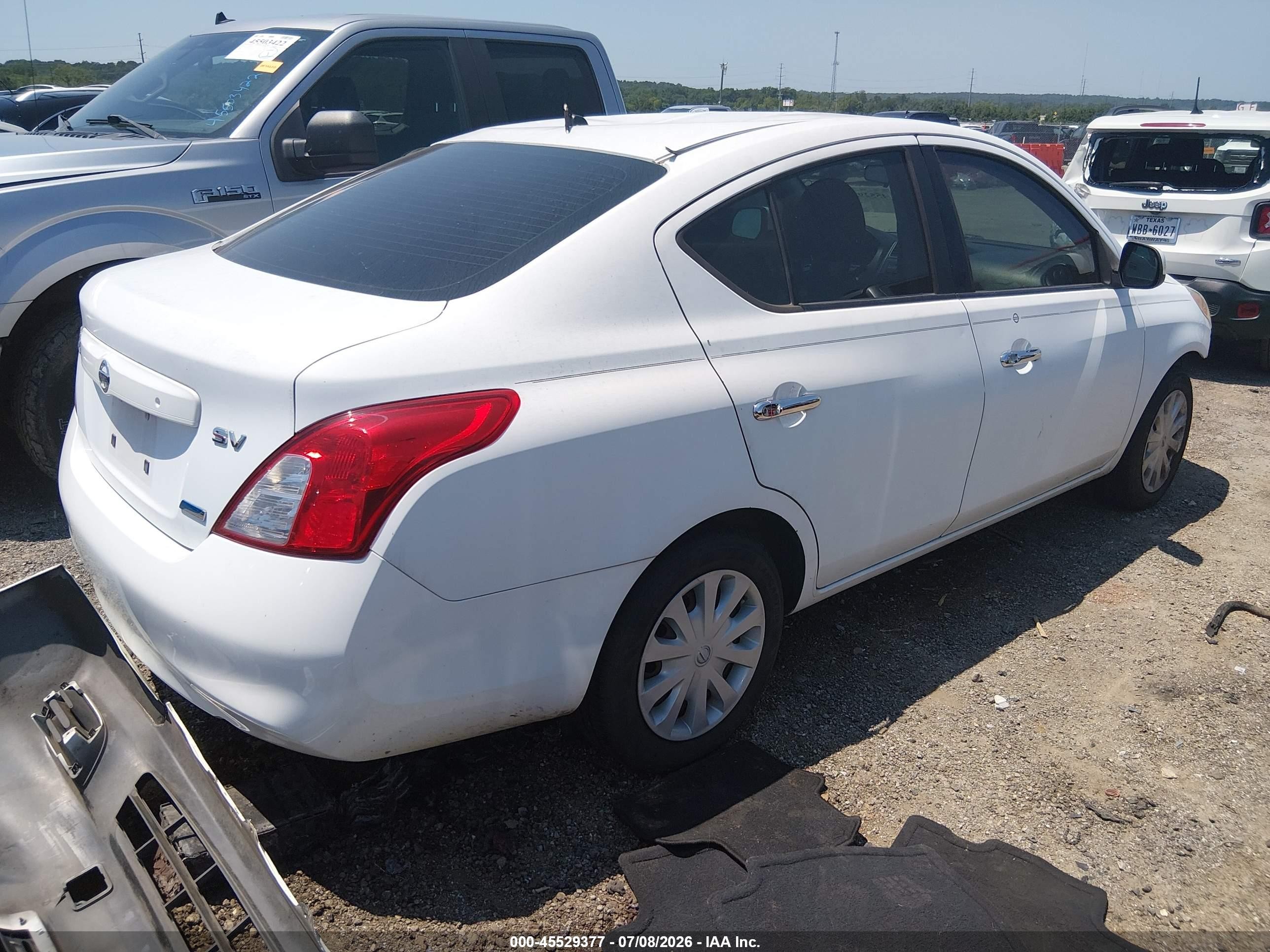 2012 Nissan Versa 1.6 Sv Белый vin: 3N1CN7AP9CL804942