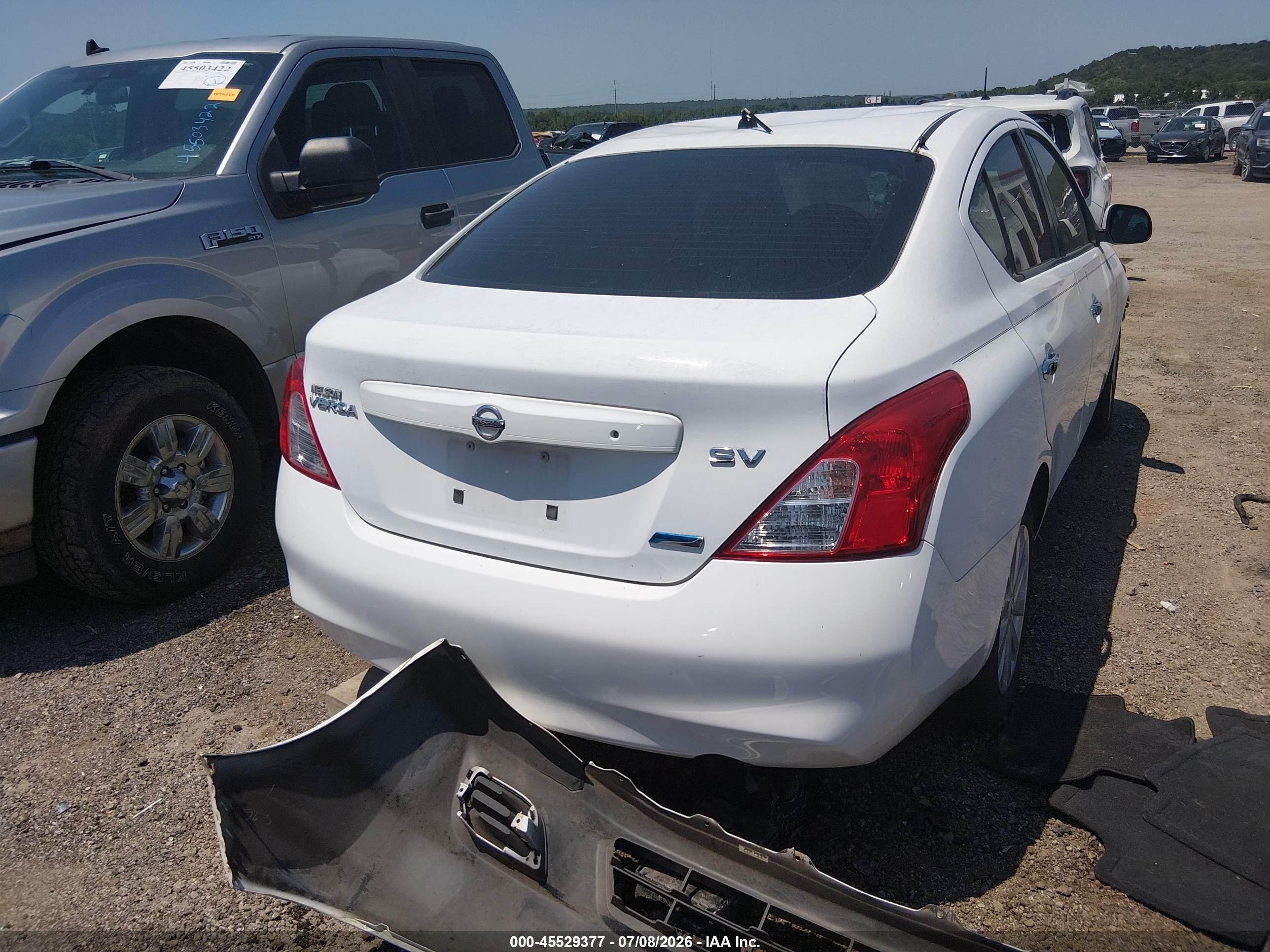 2012 Nissan Versa 1.6 Sv Белый vin: 3N1CN7AP9CL804942