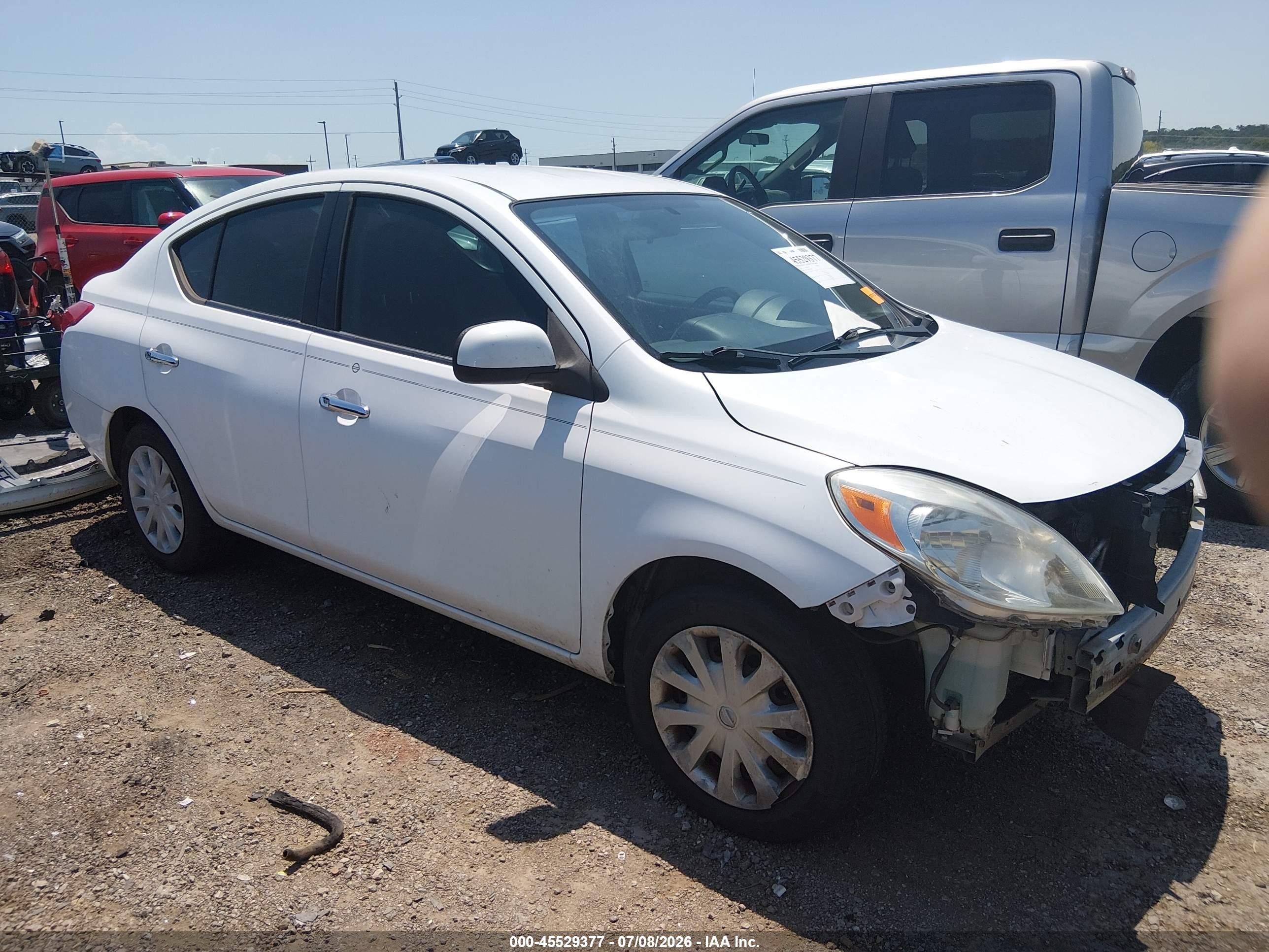 2012 Nissan Versa 1.6 Sv Белый vin: 3N1CN7AP9CL804942