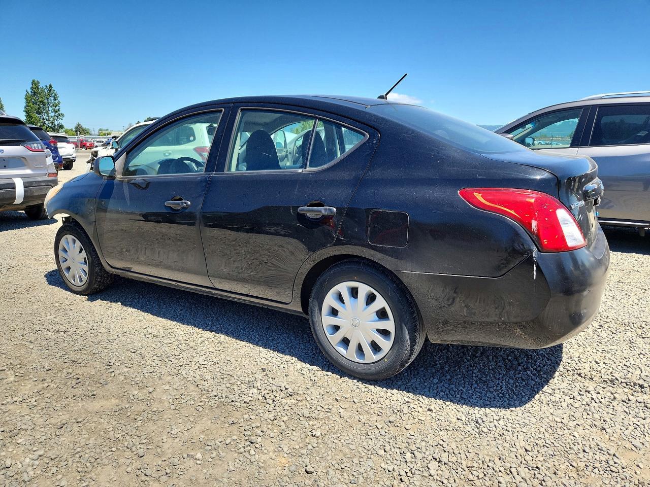 2012 Nissan Versa 1.6 S Black vin: 3N1CN7AP9CL825600