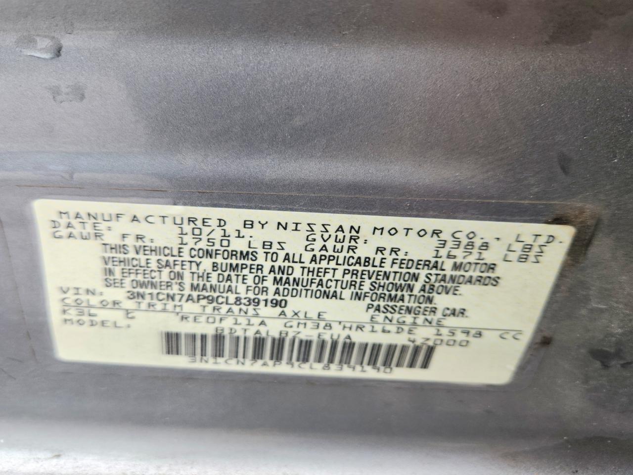 2012 Nissan Versa 1.6 S Silver vin: 3N1CN7AP9CL839190
