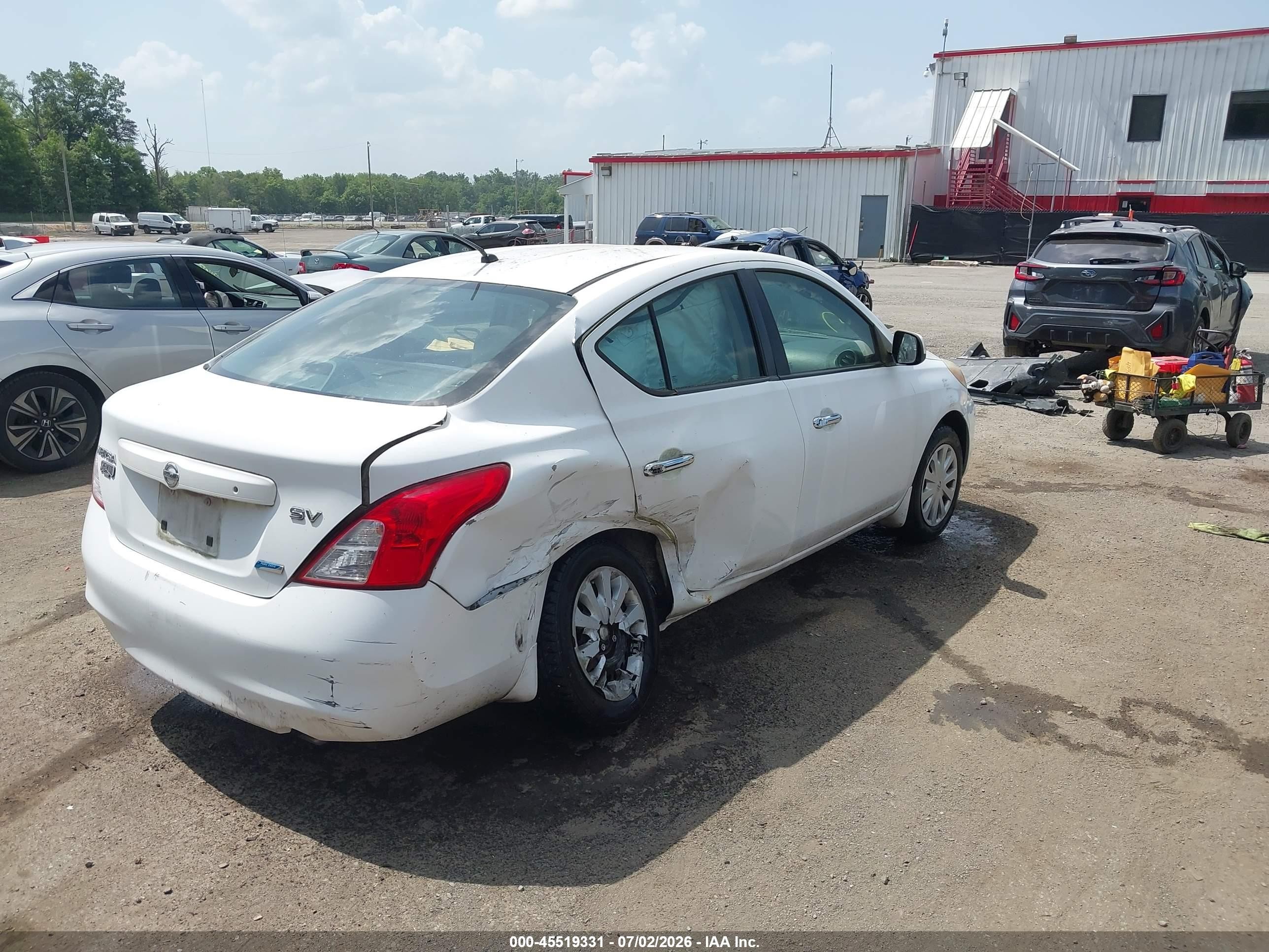 2012 Nissan Versa 1.6 Sv White vin: 3N1CN7AP9CL841909