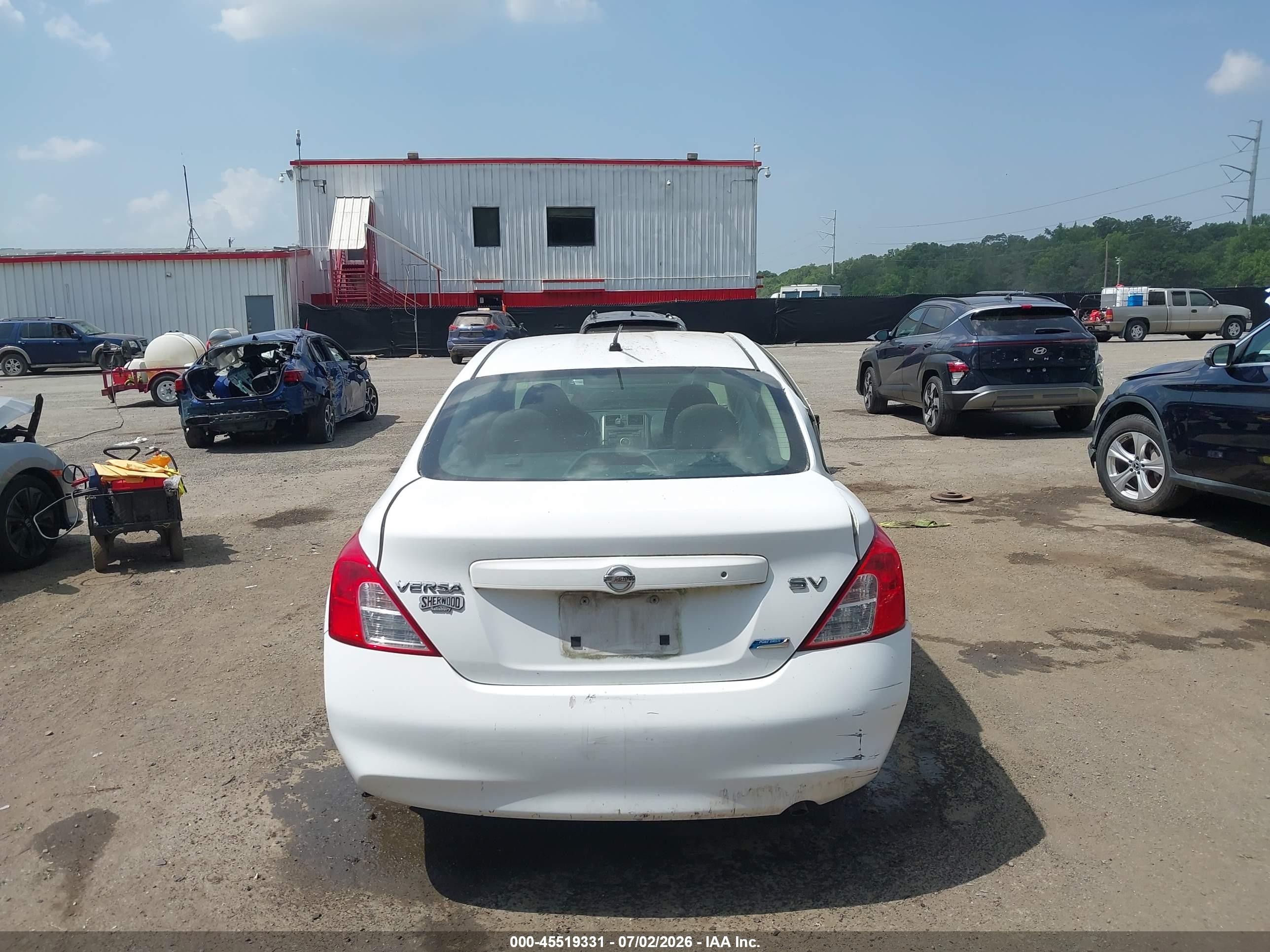 2012 Nissan Versa 1.6 Sv White vin: 3N1CN7AP9CL841909