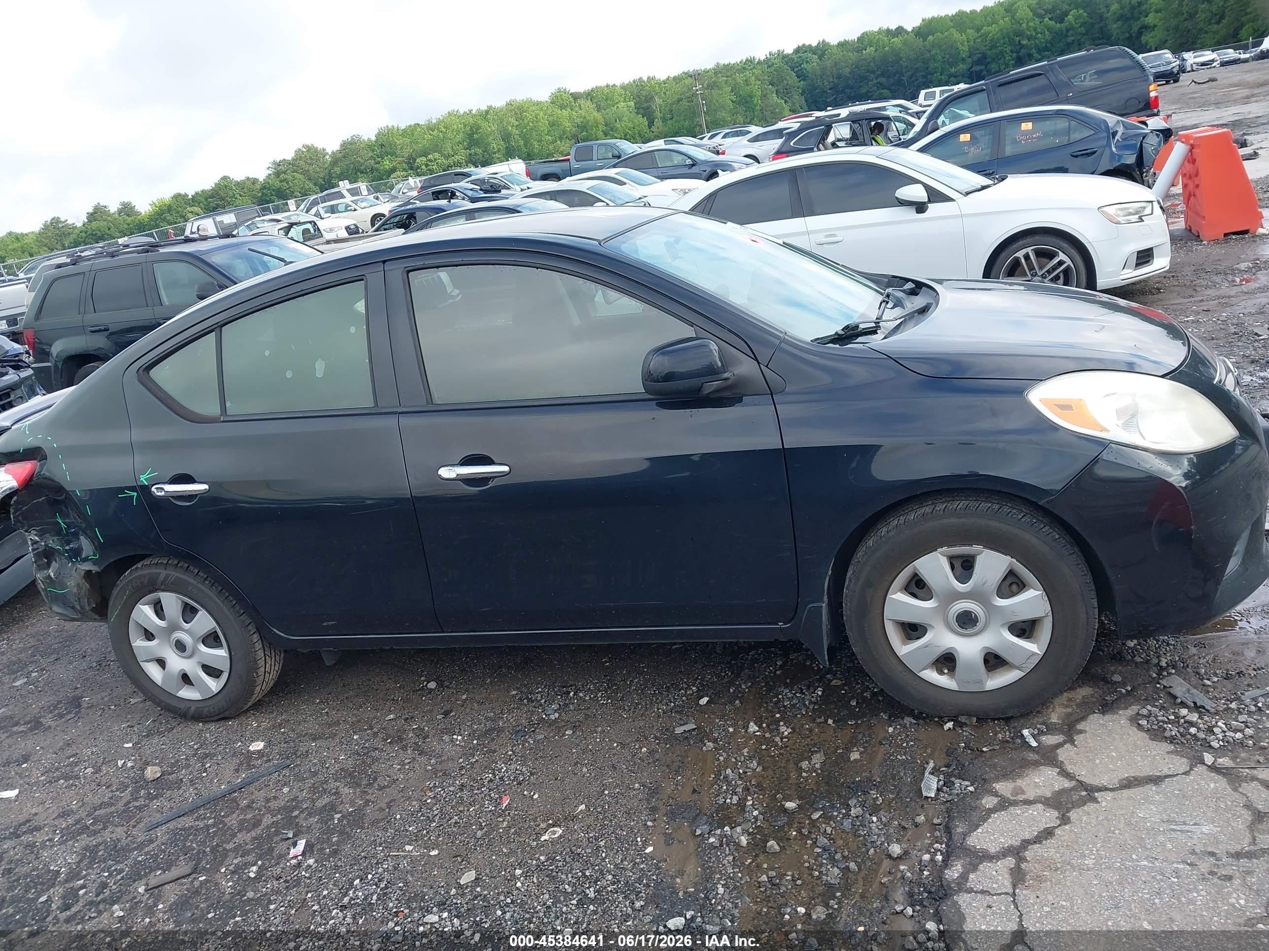 2014 Nissan Versa 1.6 Sv Black vin: 3N1CN7AP9EK457797
