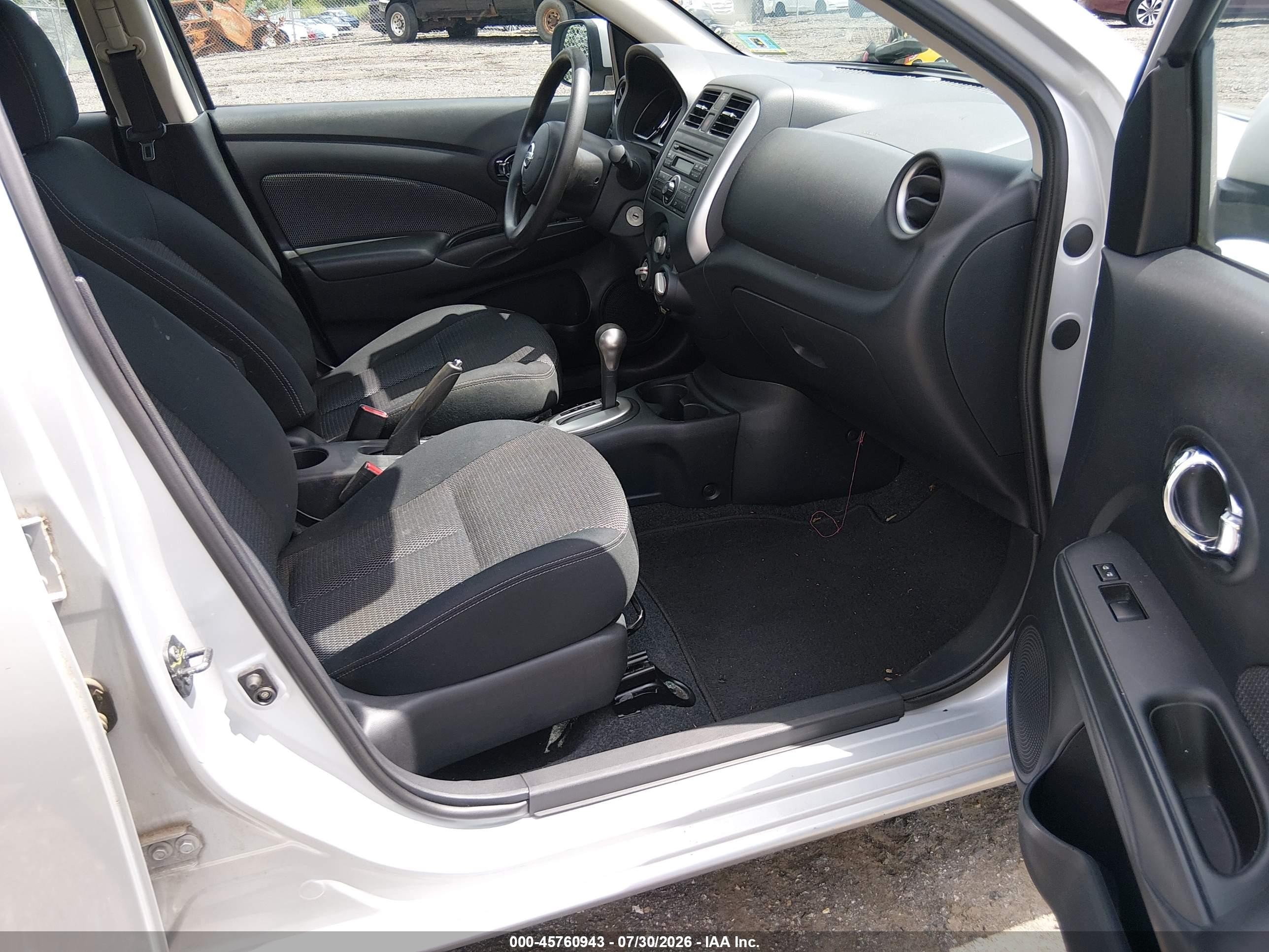 2014 Nissan Versa 1.6 S/1.6 S+/1.6 Sl/1.6 Sv/s Silver vin: 3N1CN7AP9EK464085