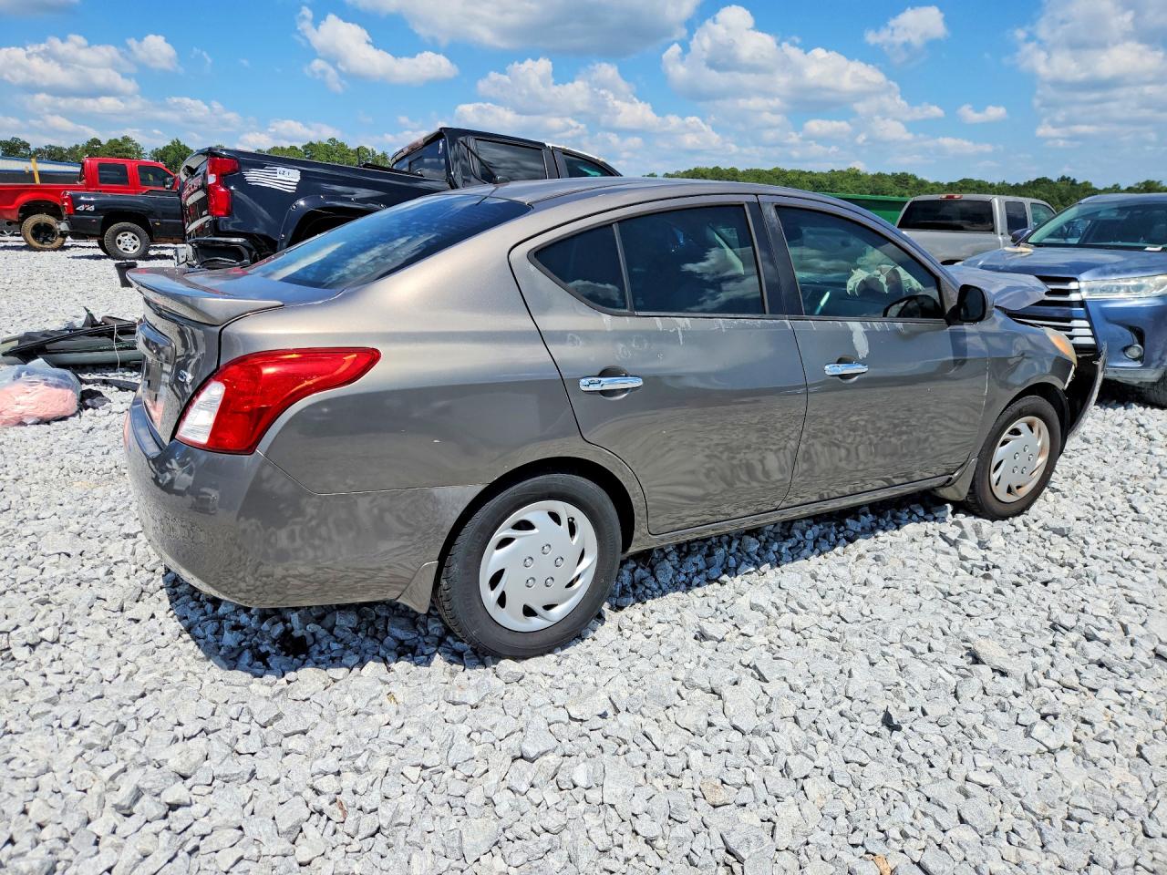 2014 Nissan Versa 1.6 Sv Gray vin: 3N1CN7AP9EL840035