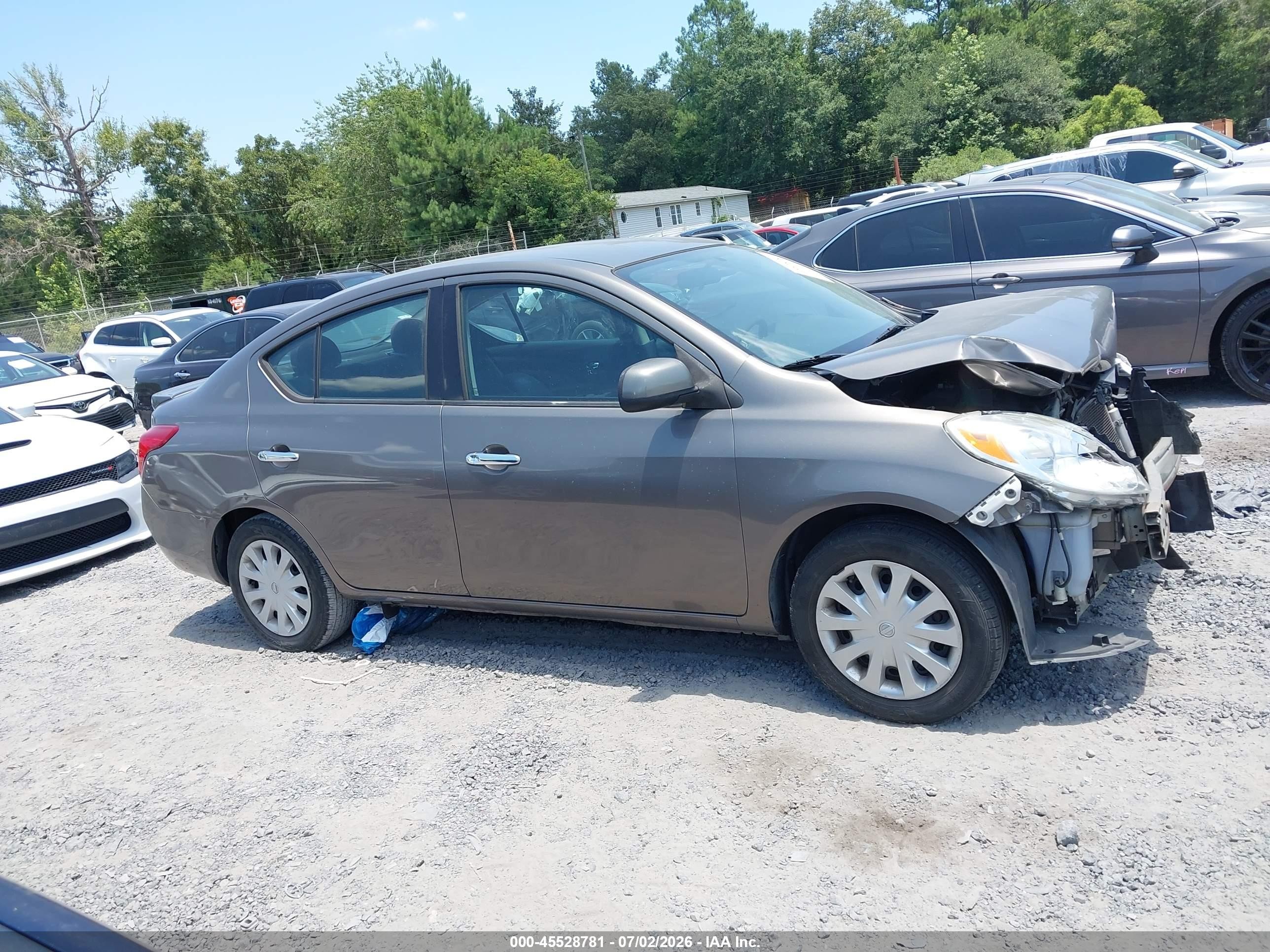 2014 Nissan Versa 1.6 Sv Brown vin: 3N1CN7AP9EL843761