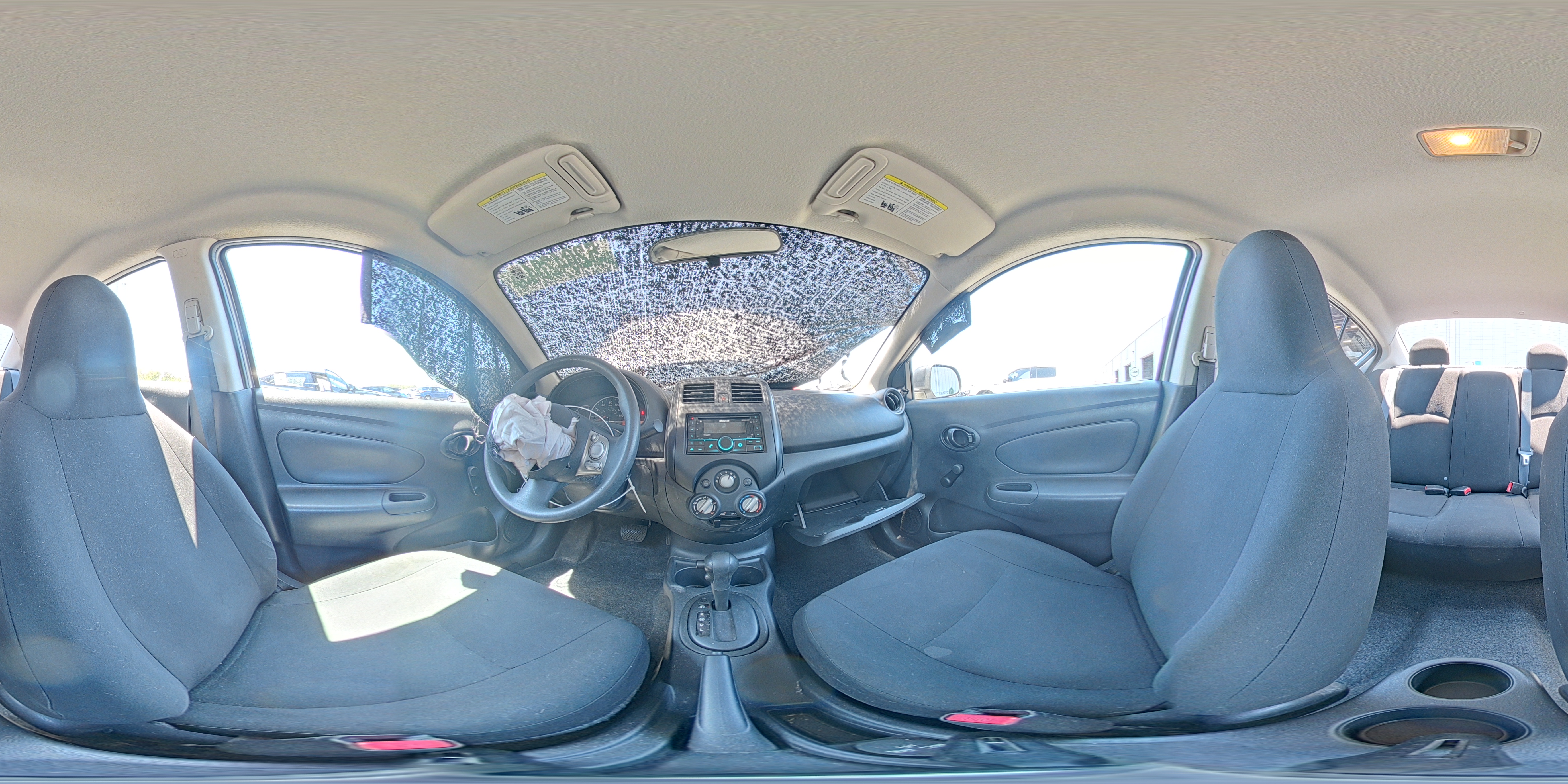 2014 Nissan Versa 1.6 S Plus Silver vin: 3N1CN7AP9EL851861