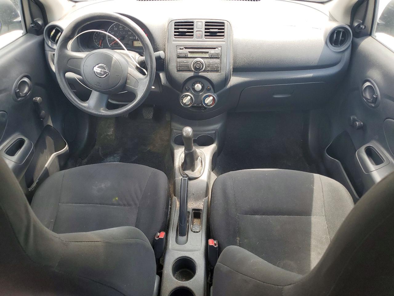 2014 Nissan Versa 1.6 S Silver vin: 3N1CN7AP9EL853156