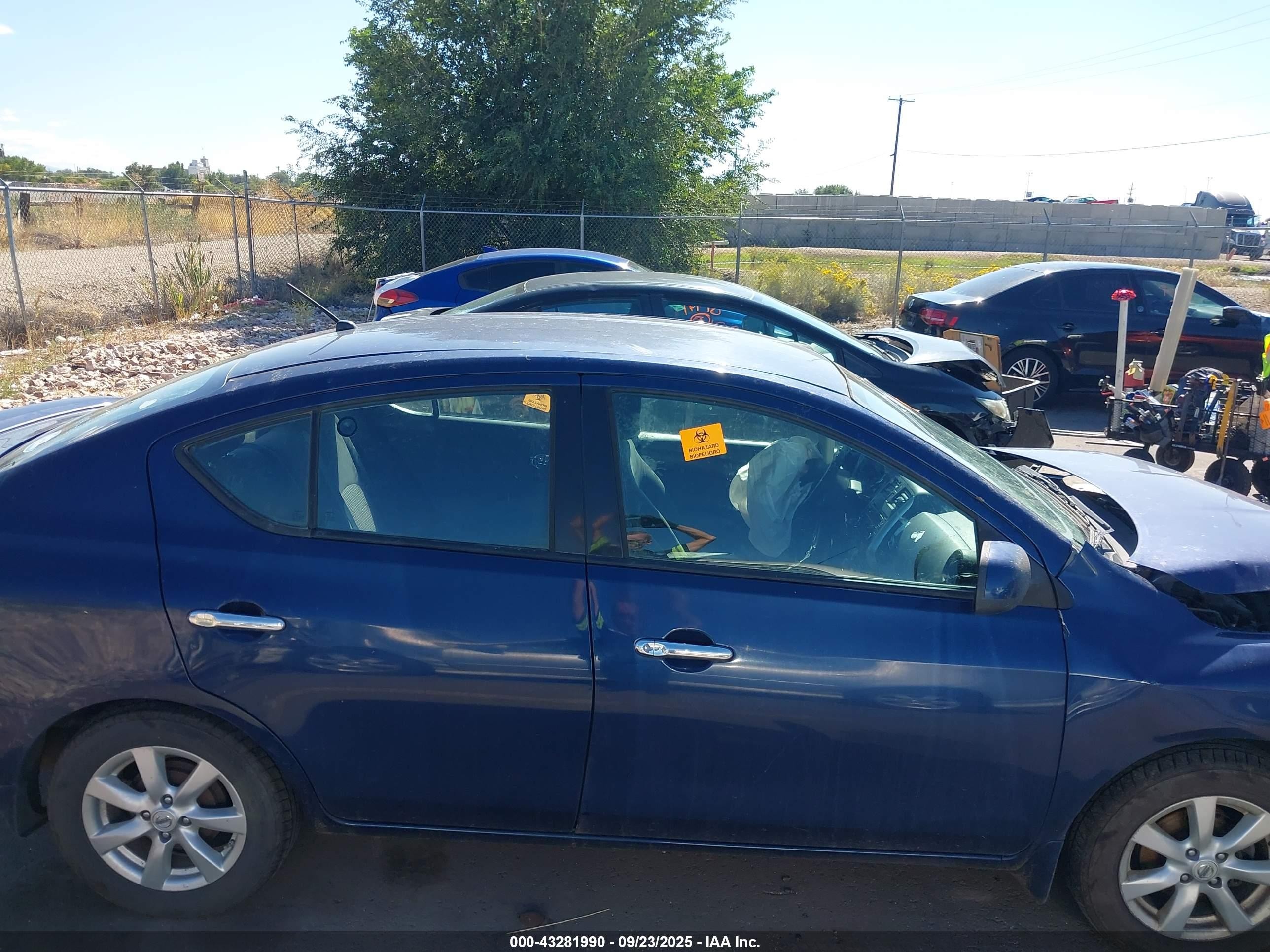 2014 Nissan Versa 1.6 Sv Dark Blue vin: 3N1CN7AP9EL864156