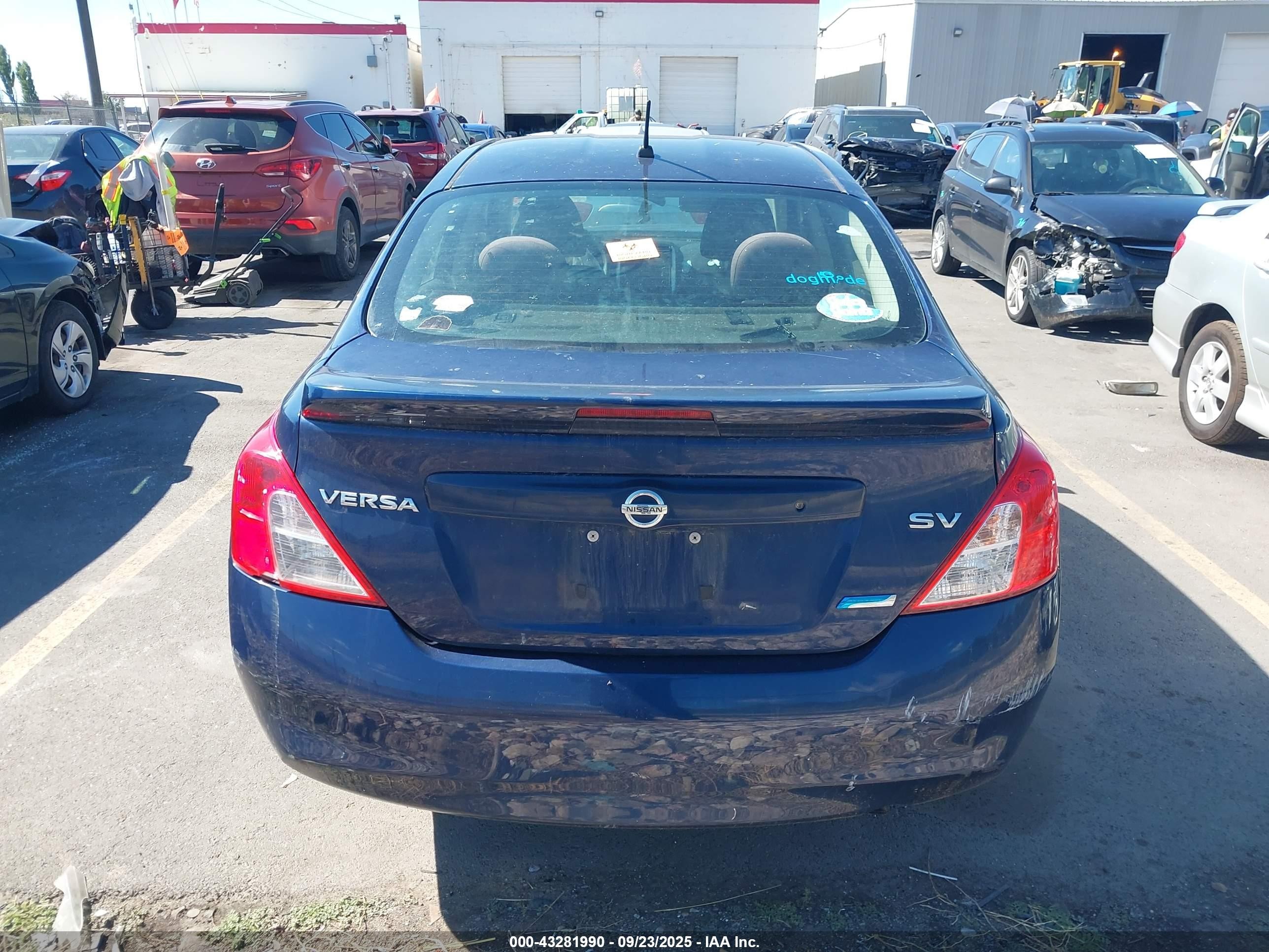 2014 Nissan Versa 1.6 Sv Dark Blue vin: 3N1CN7AP9EL864156
