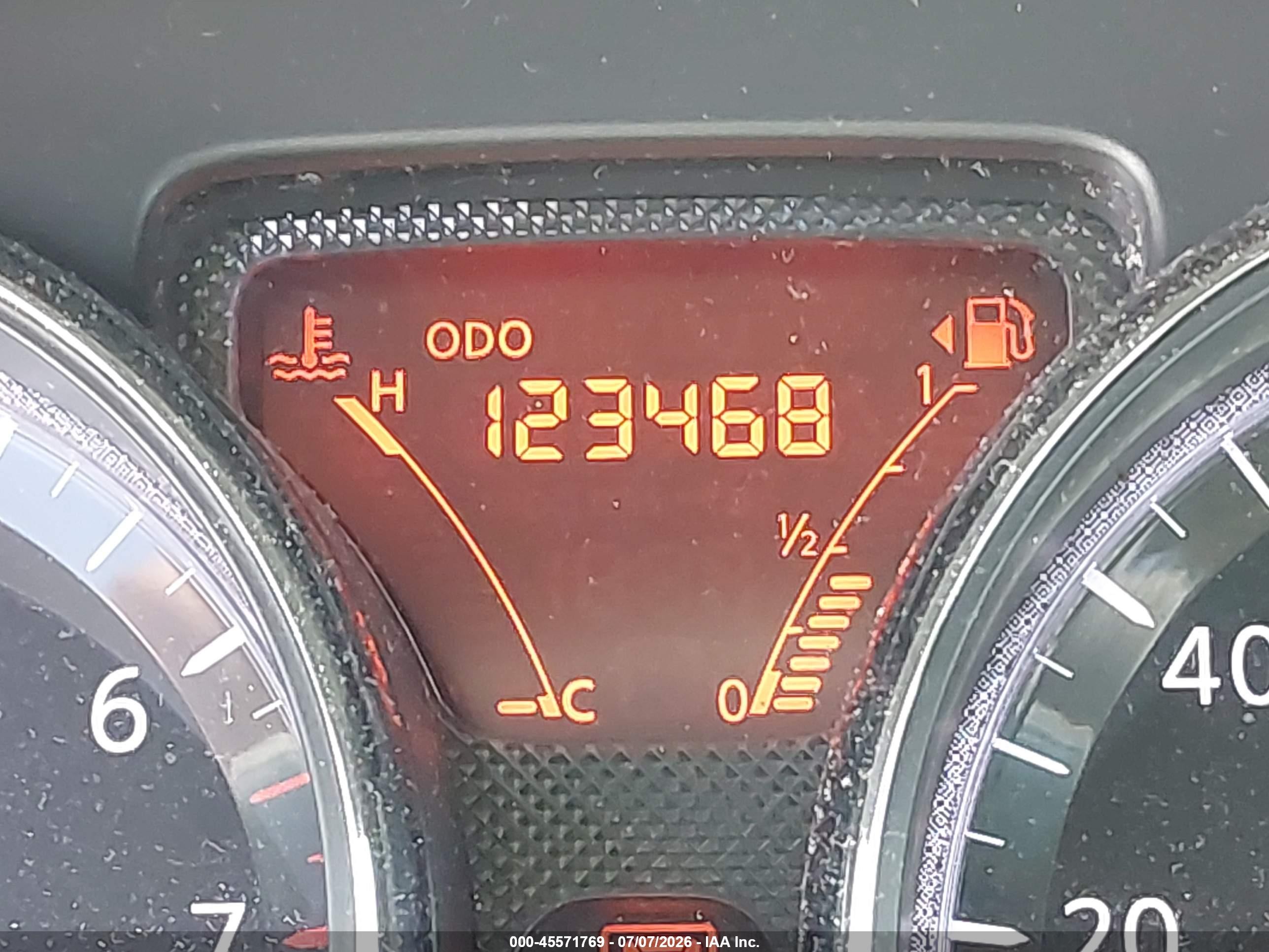 2014 Nissan Versa 1.6 Sv Silver vin: 3N1CN7AP9EL868238