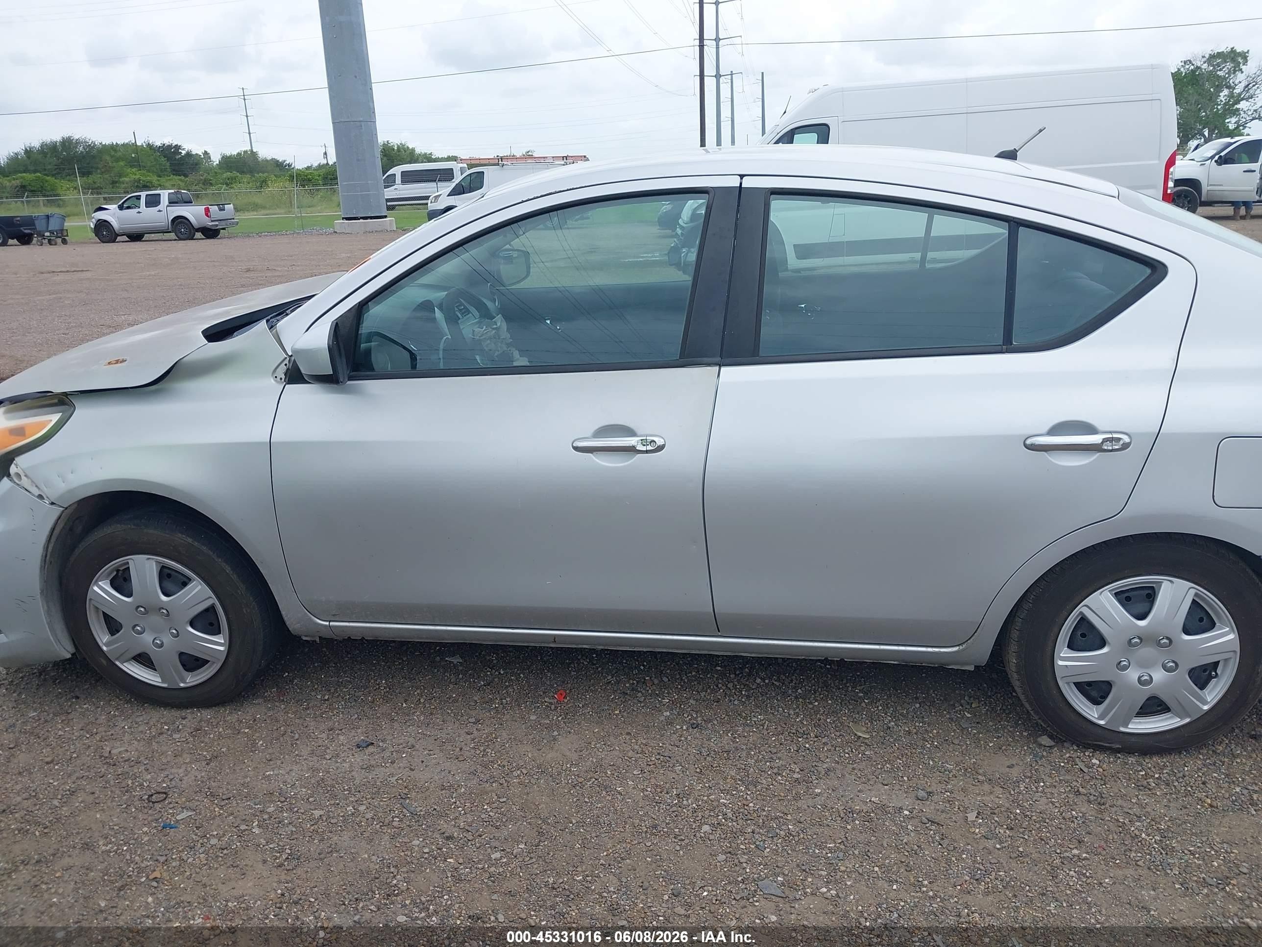 2015 Nissan Versa 1.6 Sv Black vin: 3N1CN7AP9FL806789