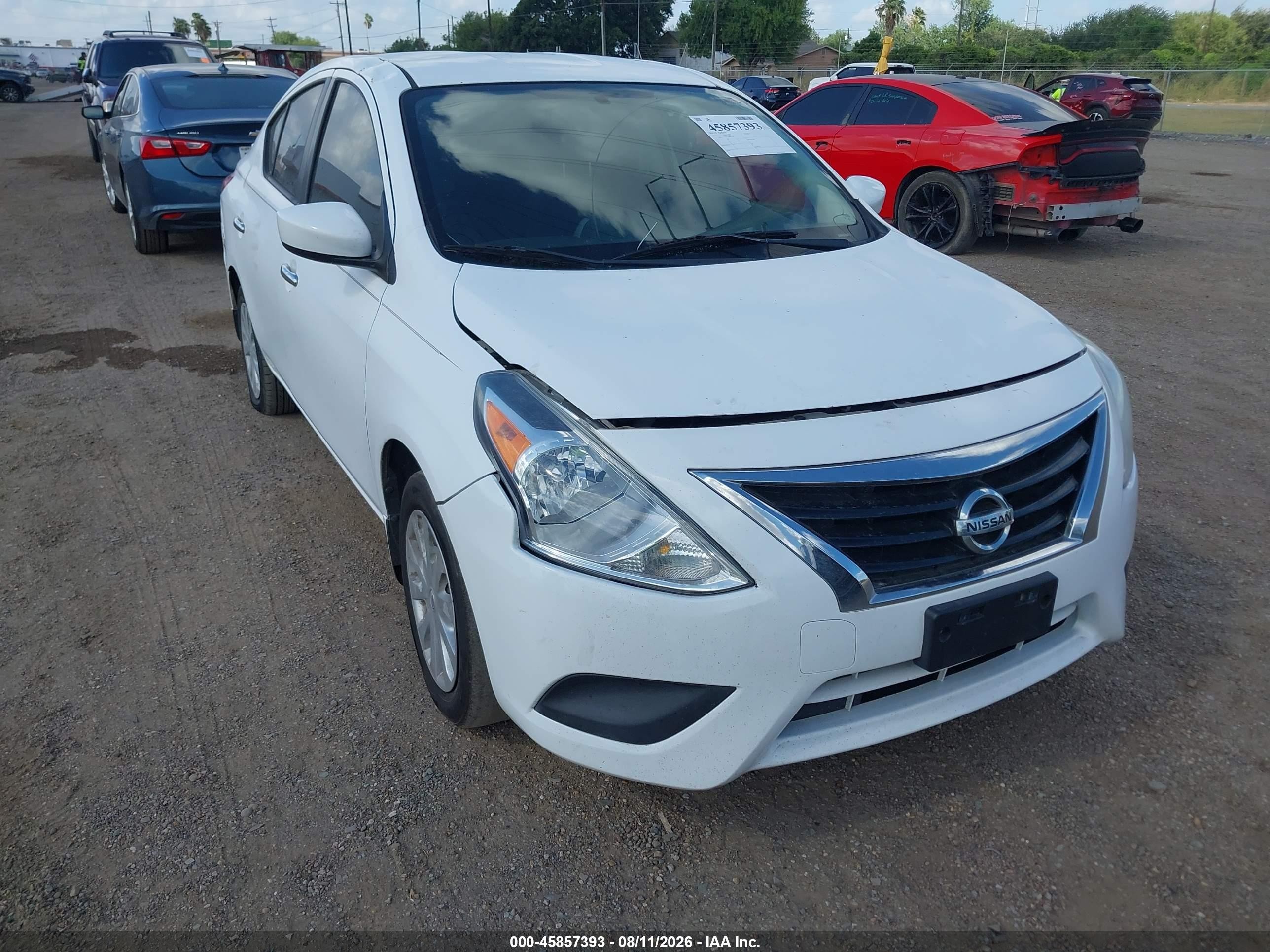 2015 Nissan Versa 1.6 Sv White vin: 3N1CN7AP9FL841770