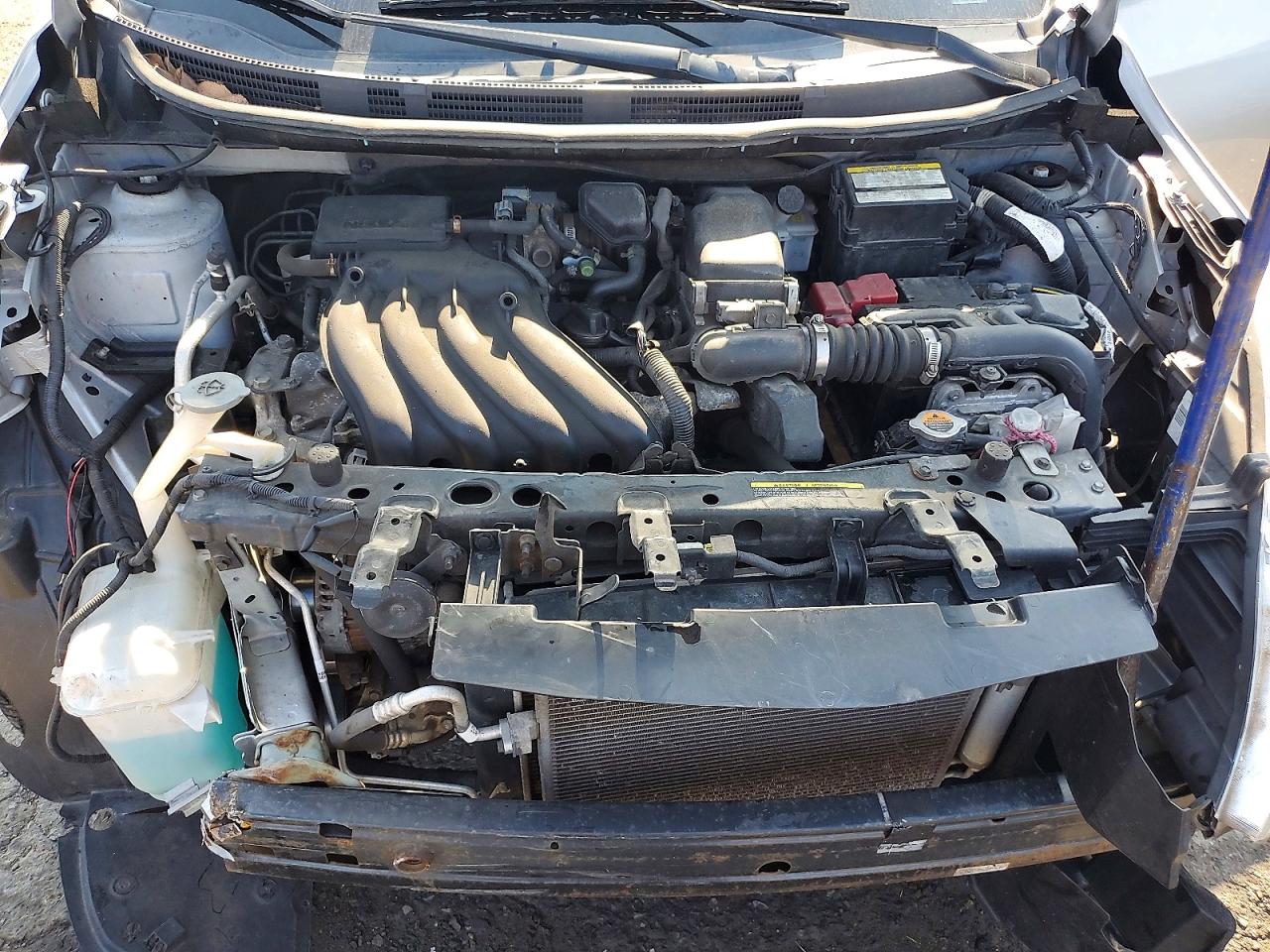2015 Nissan Versa 1.6 S Silver vin: 3N1CN7AP9FL863672