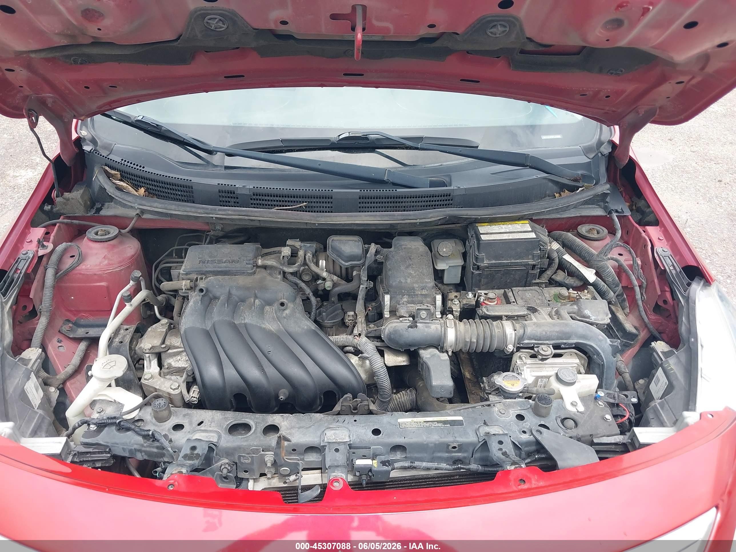 2015 Nissan Versa 1.6 S+ Красный vin: 3N1CN7AP9FL879869