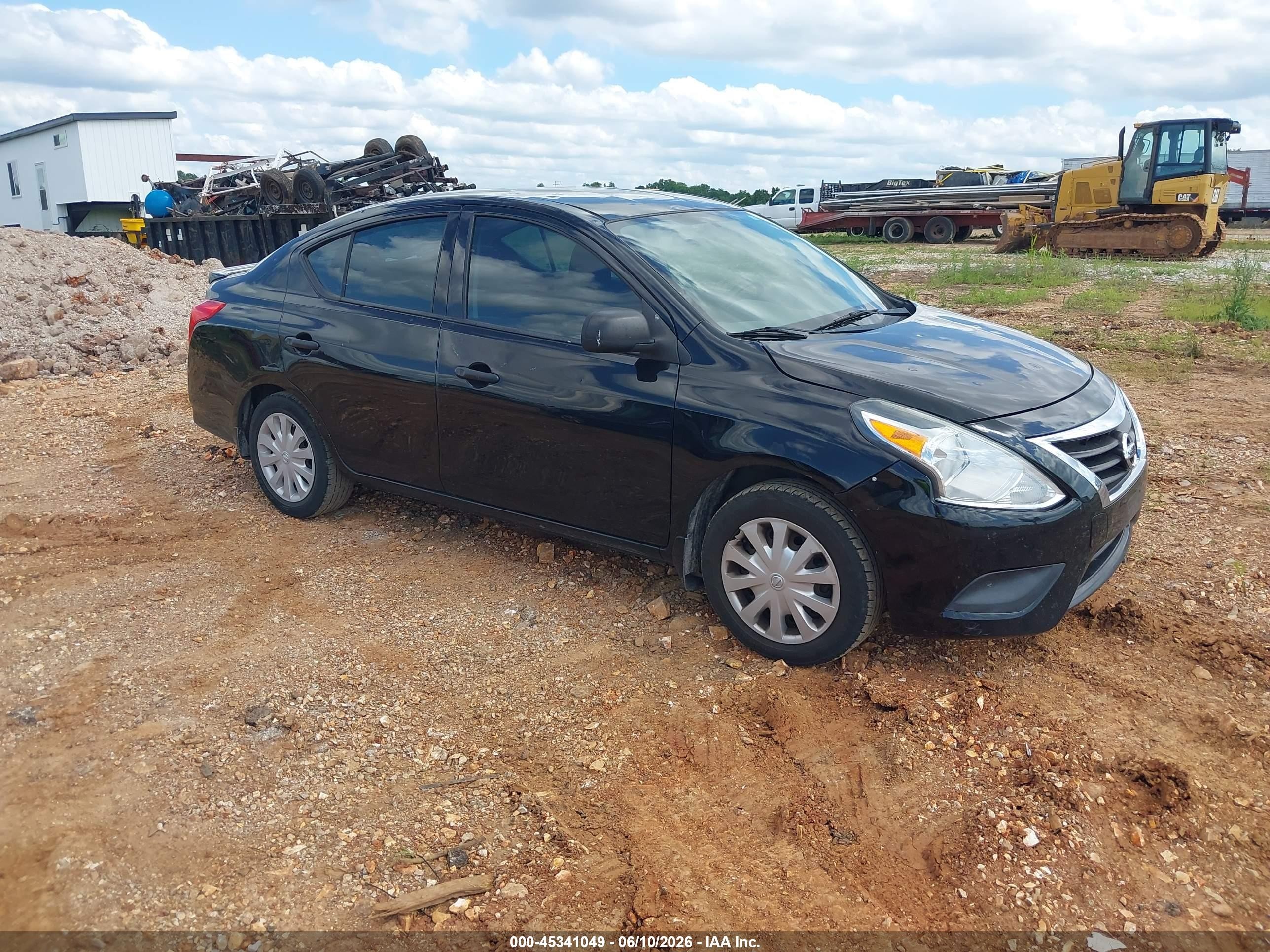 2015 Nissan Versa 1.6 S+ Черный vin: 3N1CN7AP9FL880763