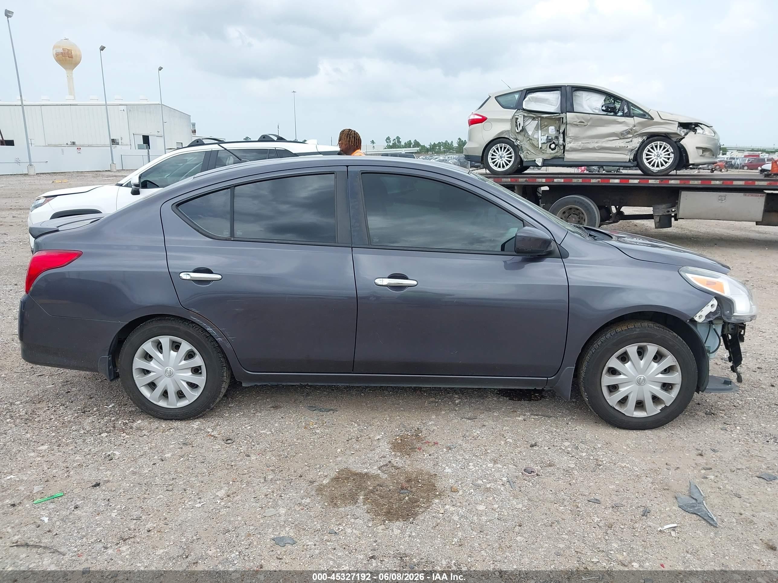 2015 Nissan Versa 1.6 Sv Gray vin: 3N1CN7AP9FL921165