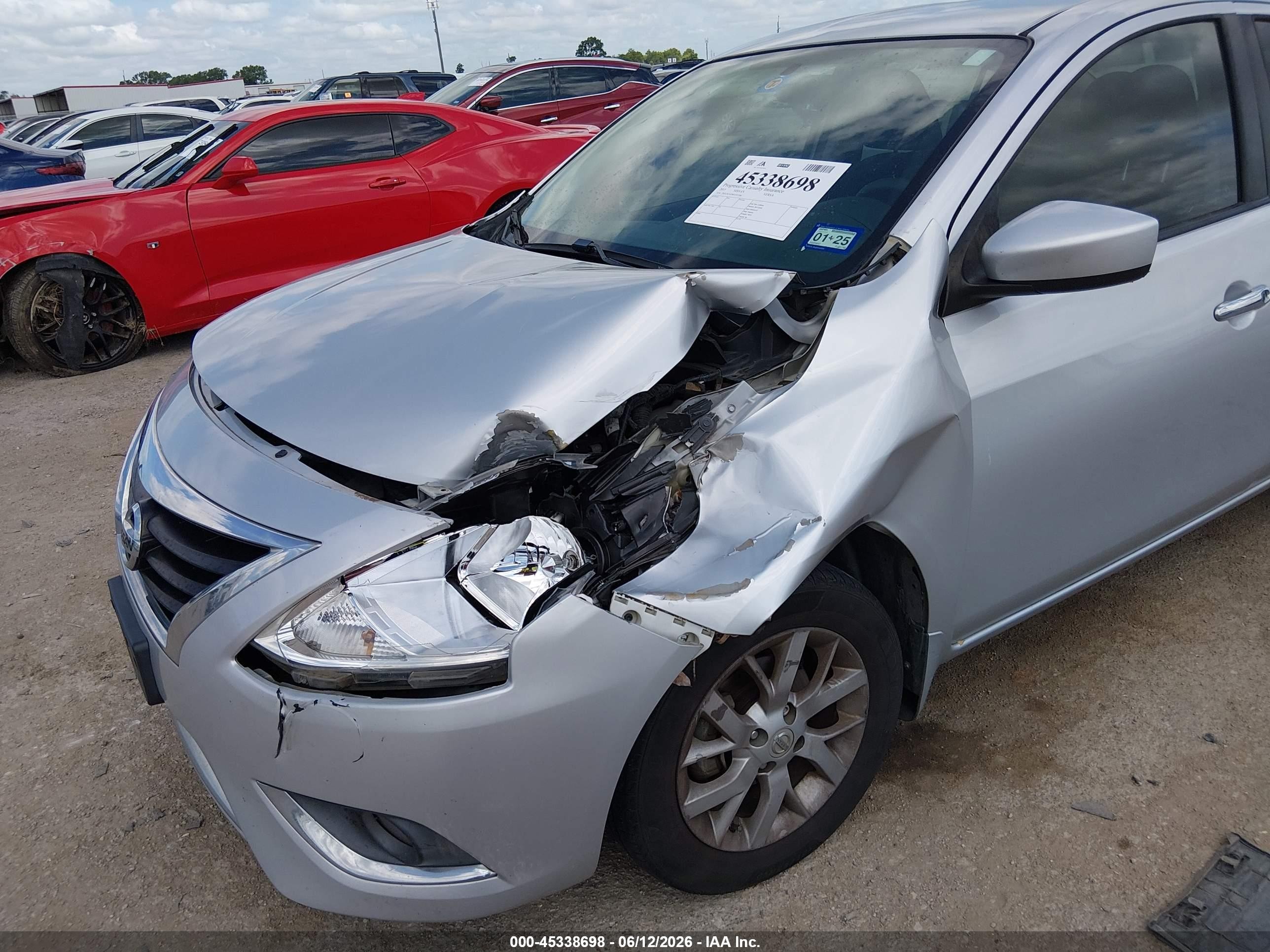 2015 Nissan Versa 1.6 Sv Silver vin: 3N1CN7AP9FL951766
