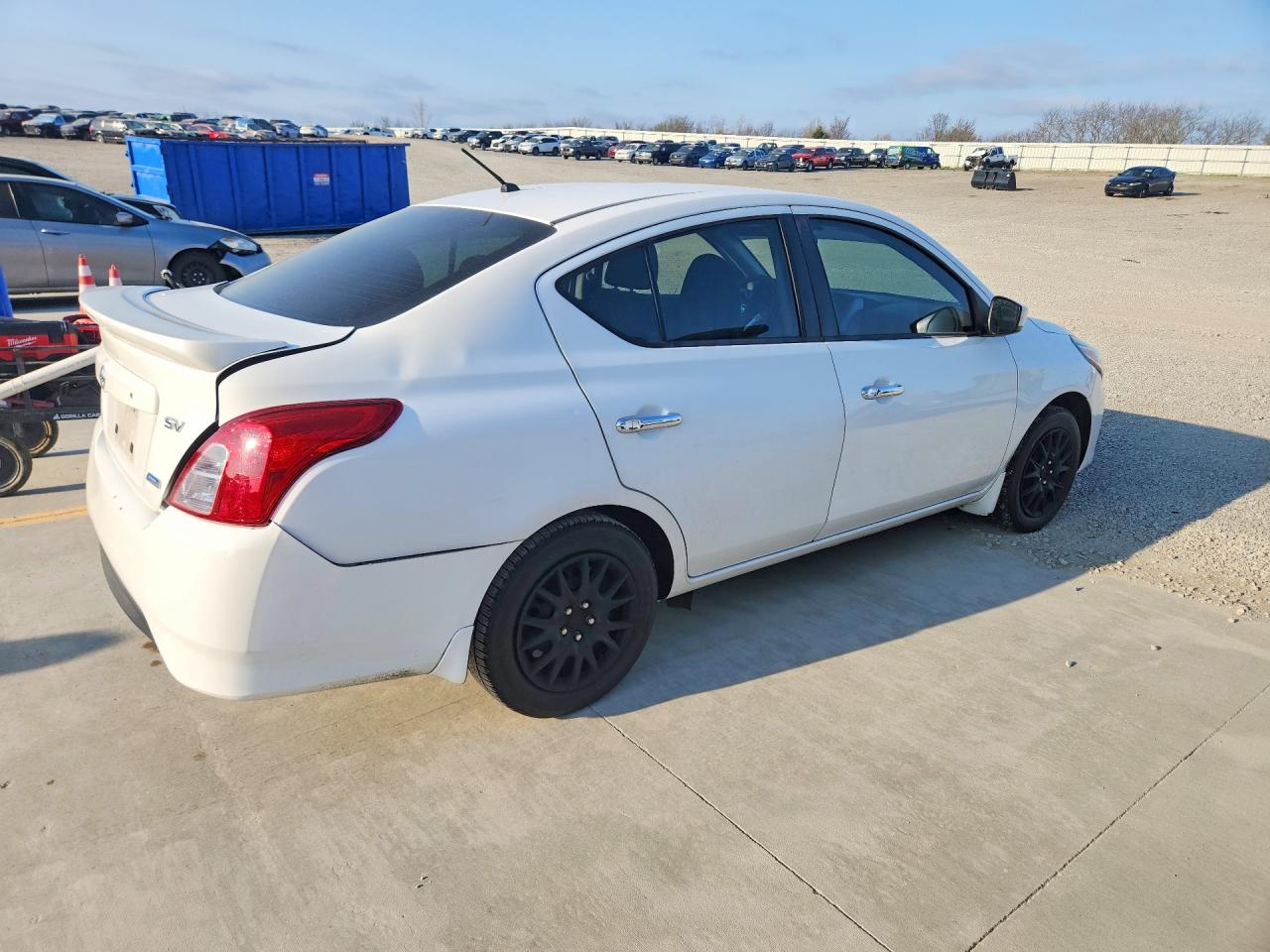 2016 Nissan Versa 1.6 Sv White vin: 3N1CN7AP9GL849451